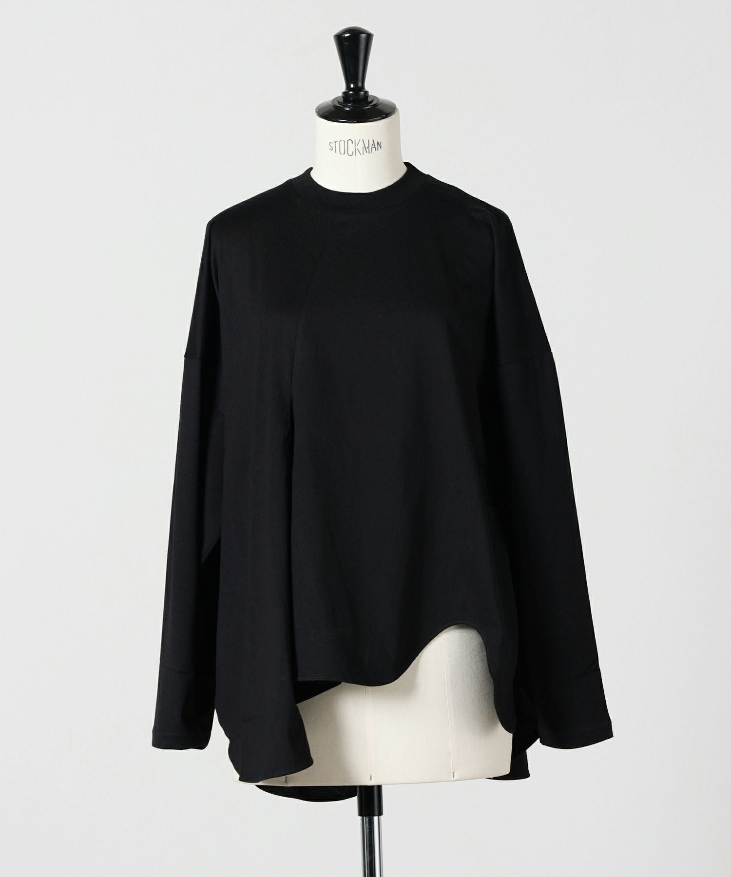 ENFOLD(エンフォルド)】 ASYMMETRY DRAPE LONG-SLEEVES T-SHIRT ENFOLD(エンフォルド)】 ASYMMETRY DRAPE LONG-SLEEVES T-SHIRT
