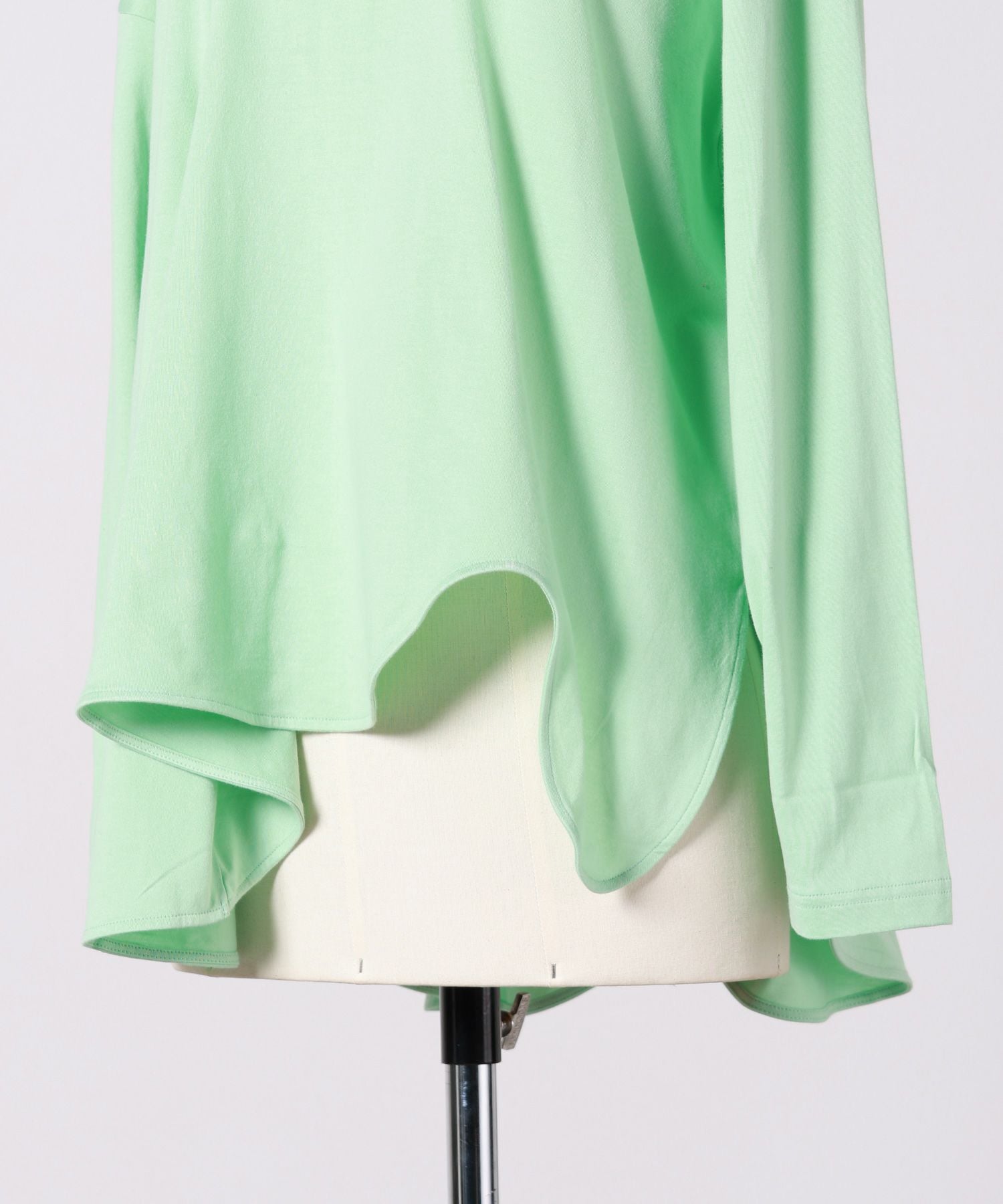 ENFOLDアシメトリートップス VONIQUE / ENFOLD/ASYMMETRY VOLUME-SLEEVE PULLOVER