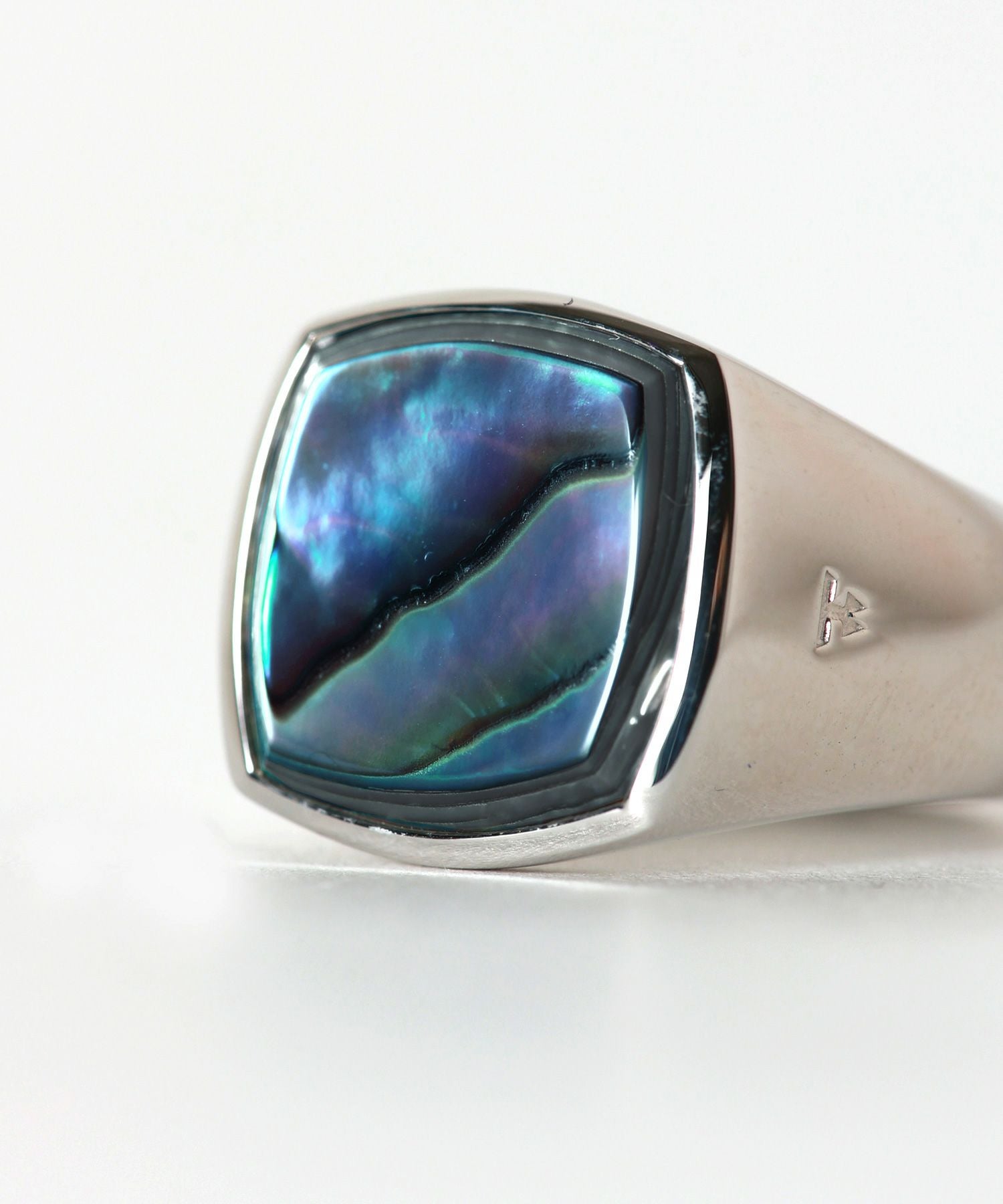 TOM WOOD(トムウッド)】 PARIGOT別注 Cushion Abalone リング(48～56