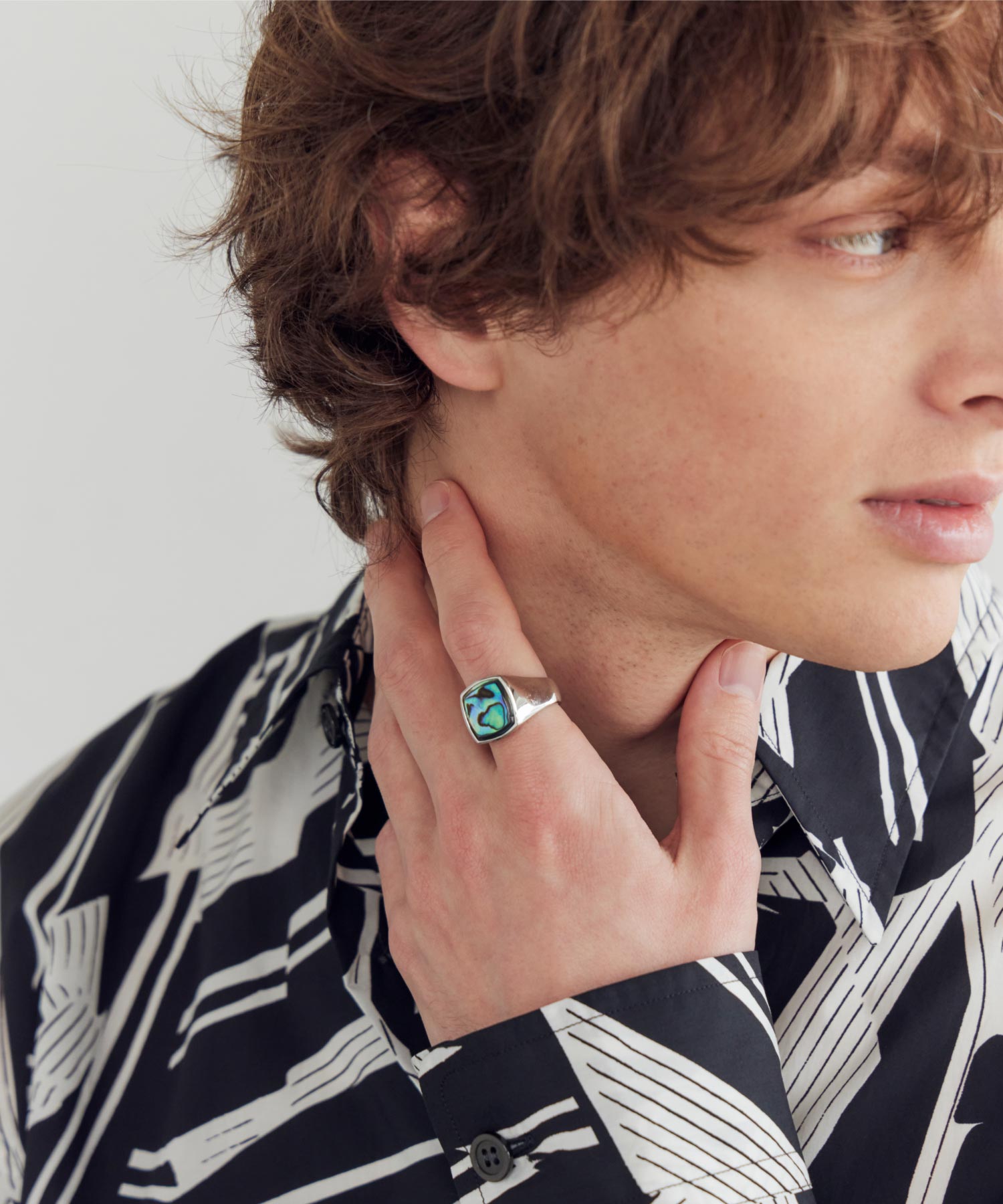 TOM WOOD(トムウッド)】 PARIGOT別注 Cushion Abalone リング(48～56