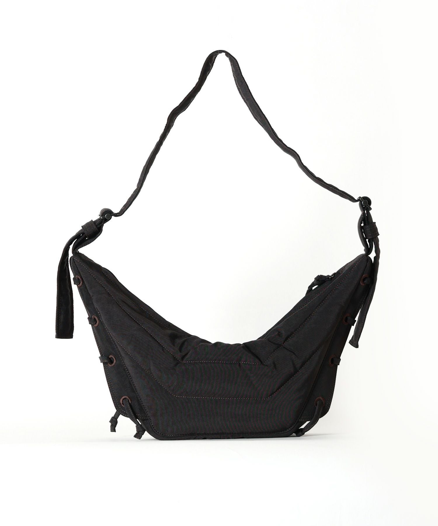 LEMAIRE(ルメール)】 SMALL SOFT GAME BAG IN NYLON CANVAS｜PARIGOT