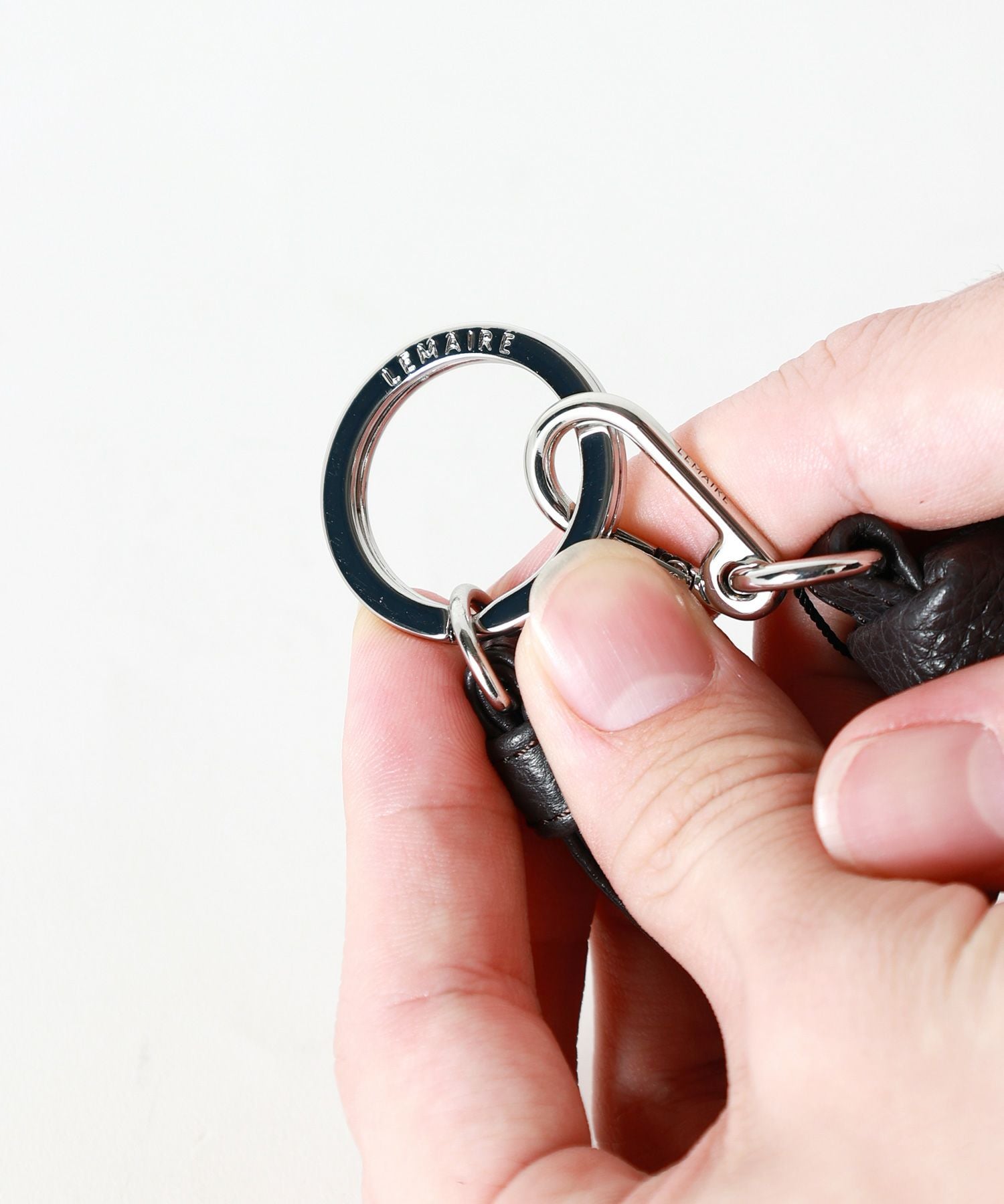 LEMAIRE(ルメール)】 CROSS-BODY CROISSANT COIN PURSE｜PARIGOT