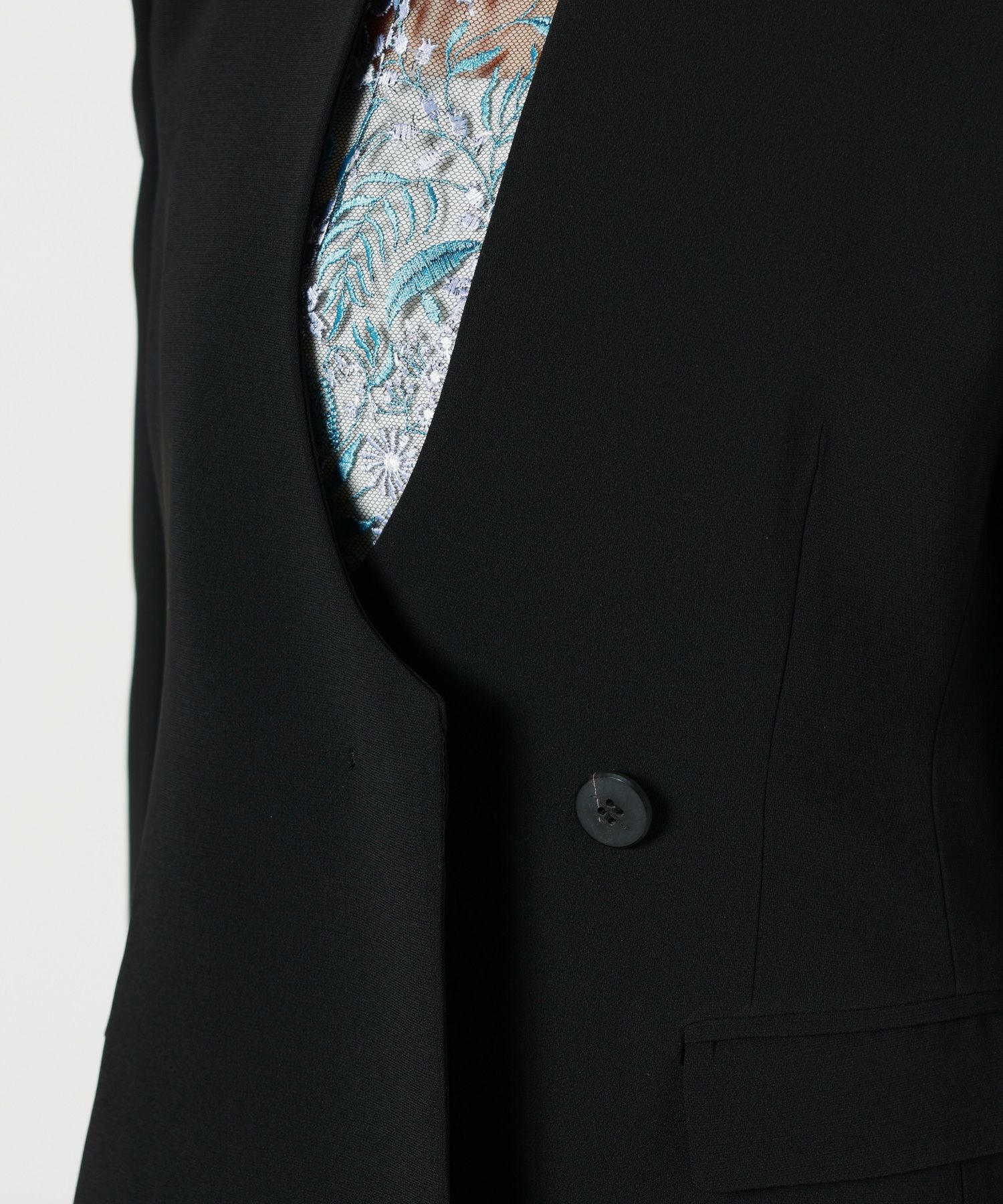 mame kurogouchi 黒 2023PF ジャケット　美術館ジャケット Mame Kurogouchi Nylon Twill 3D Embroidery Flight Jacket - Altamira
