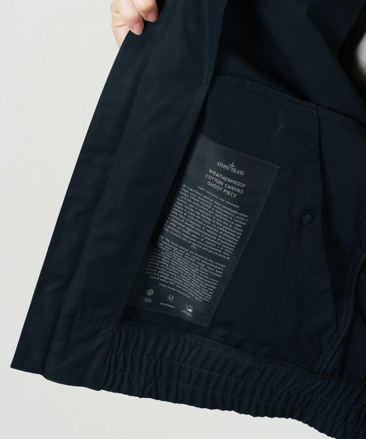 STONE ISLAND(ストーンアイランド)】 GHOST ボンバージャケット