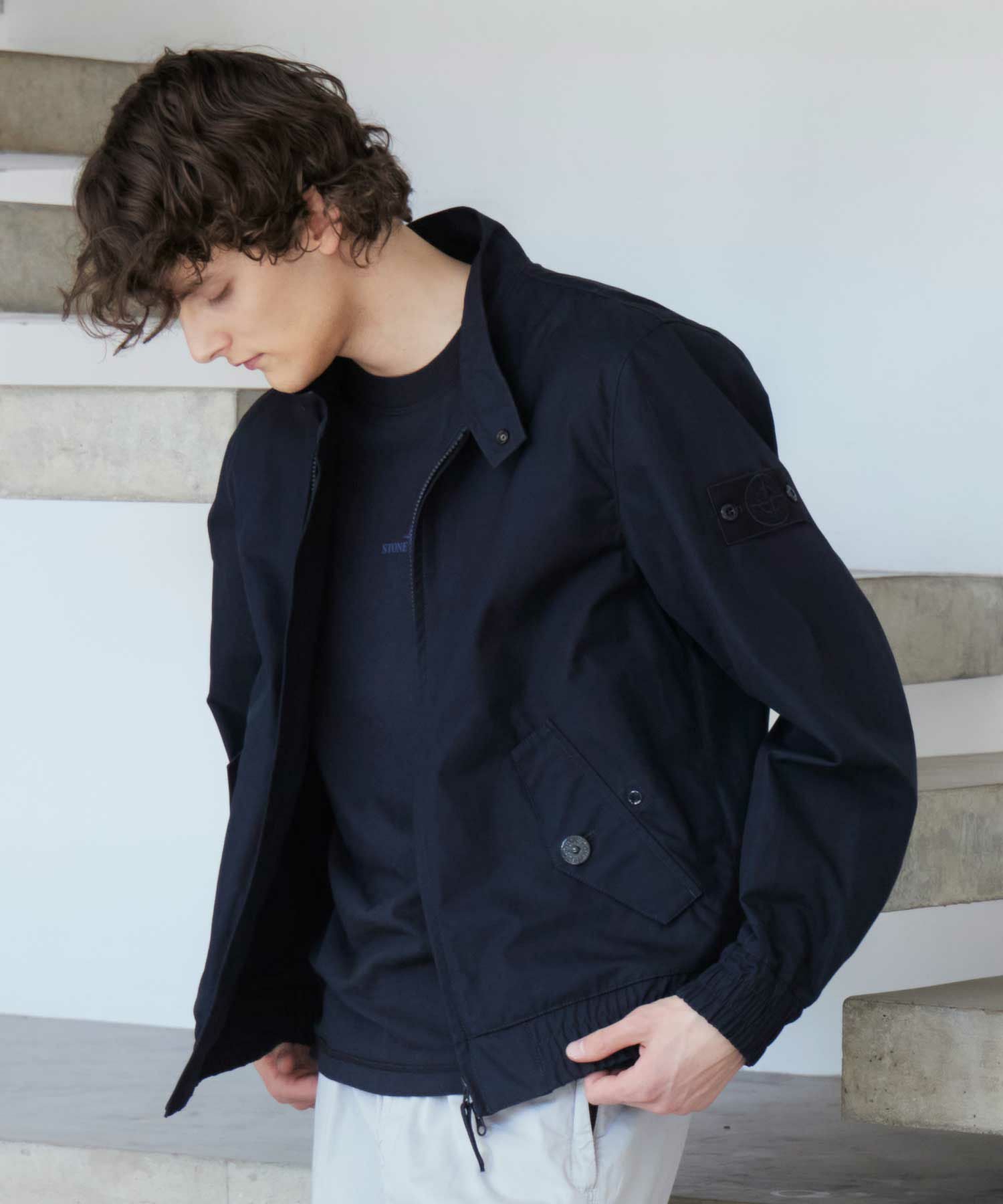 STONE ISLAND(ストーンアイランド)】 GHOST ボンバージャケット