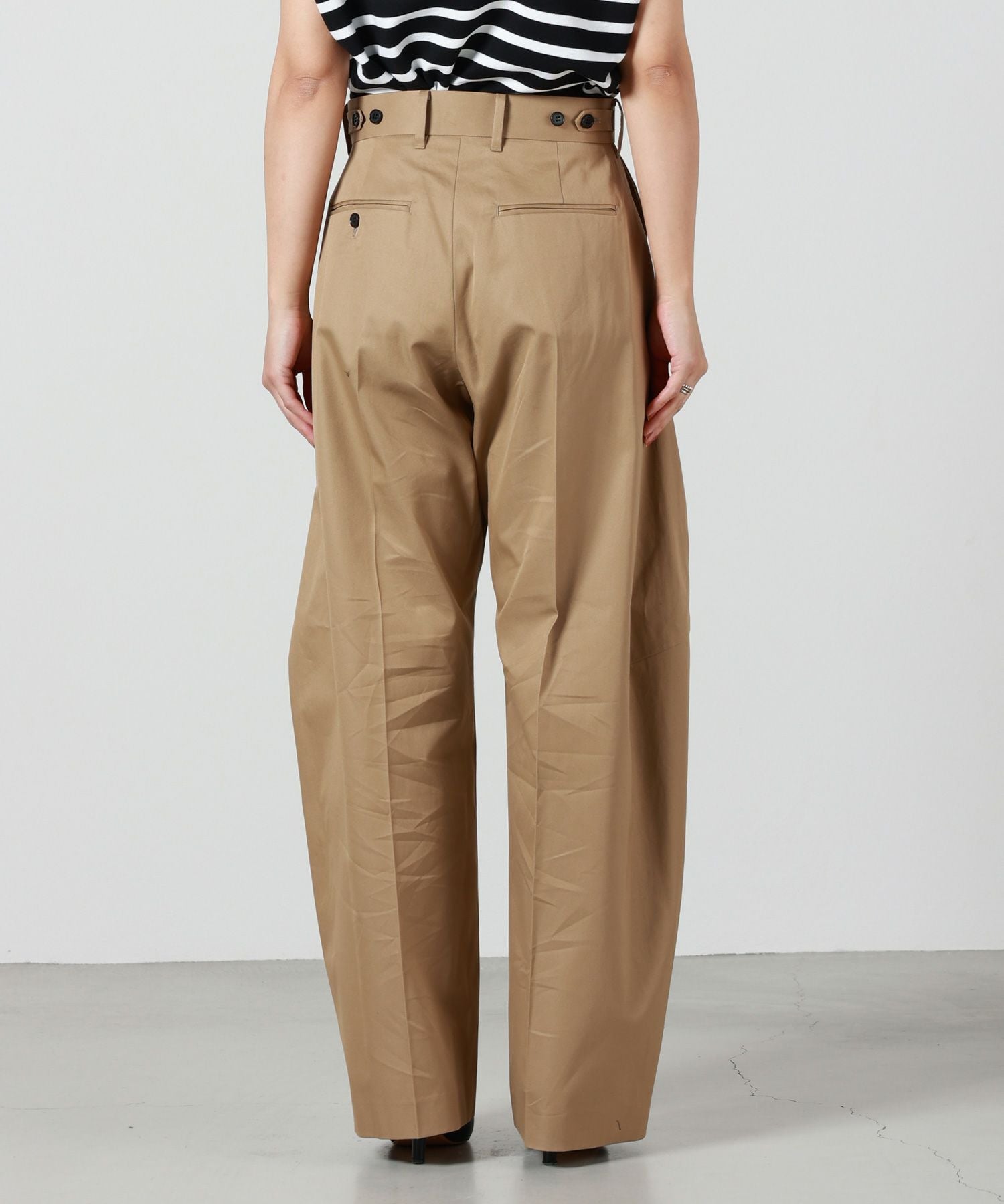 HYKE(ハイク)】 T/C BARREL LEG PANTS｜PARIGOT ONLINE（パリゴ