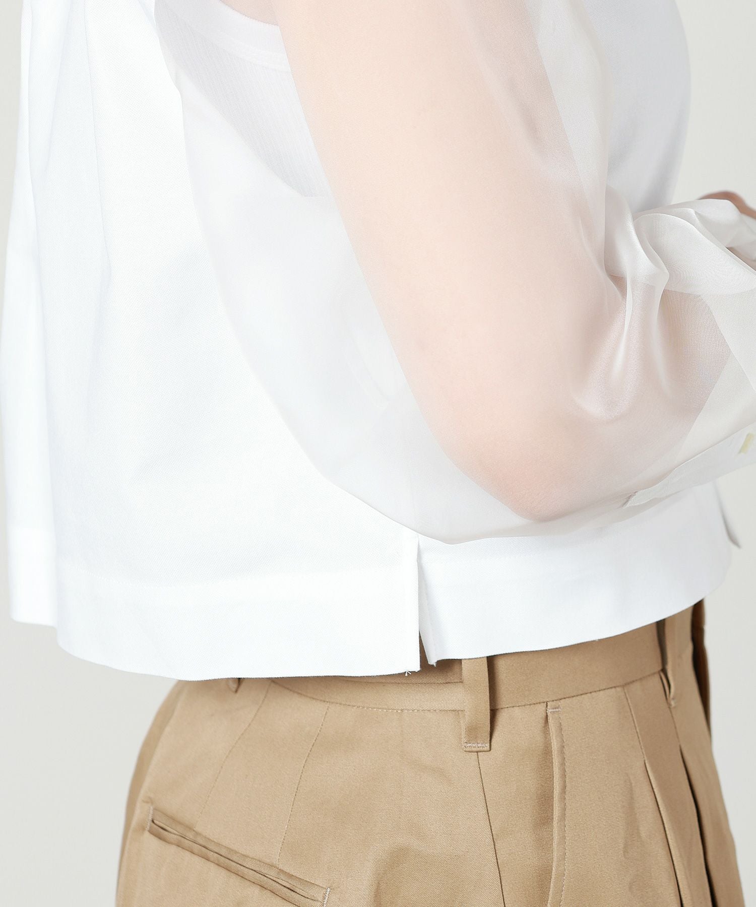 HYKE(ハイク)】 OXFORD B.D. SHIRT WITH SHEER SLEEVE｜PARIGOT ONLINE