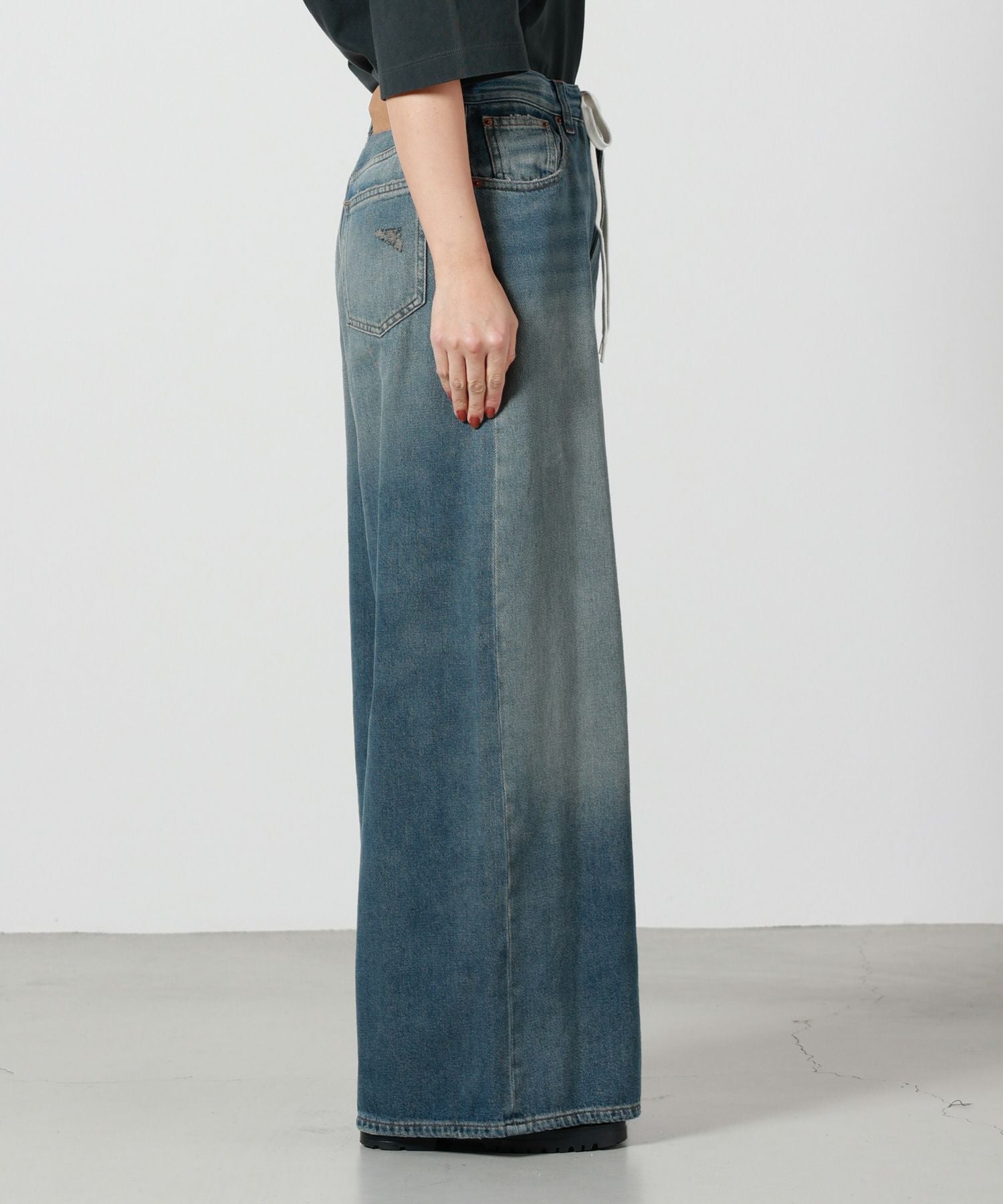 MM6 Maison Margiela(エムエムシックス メゾン マルジェラ)】 ドロー