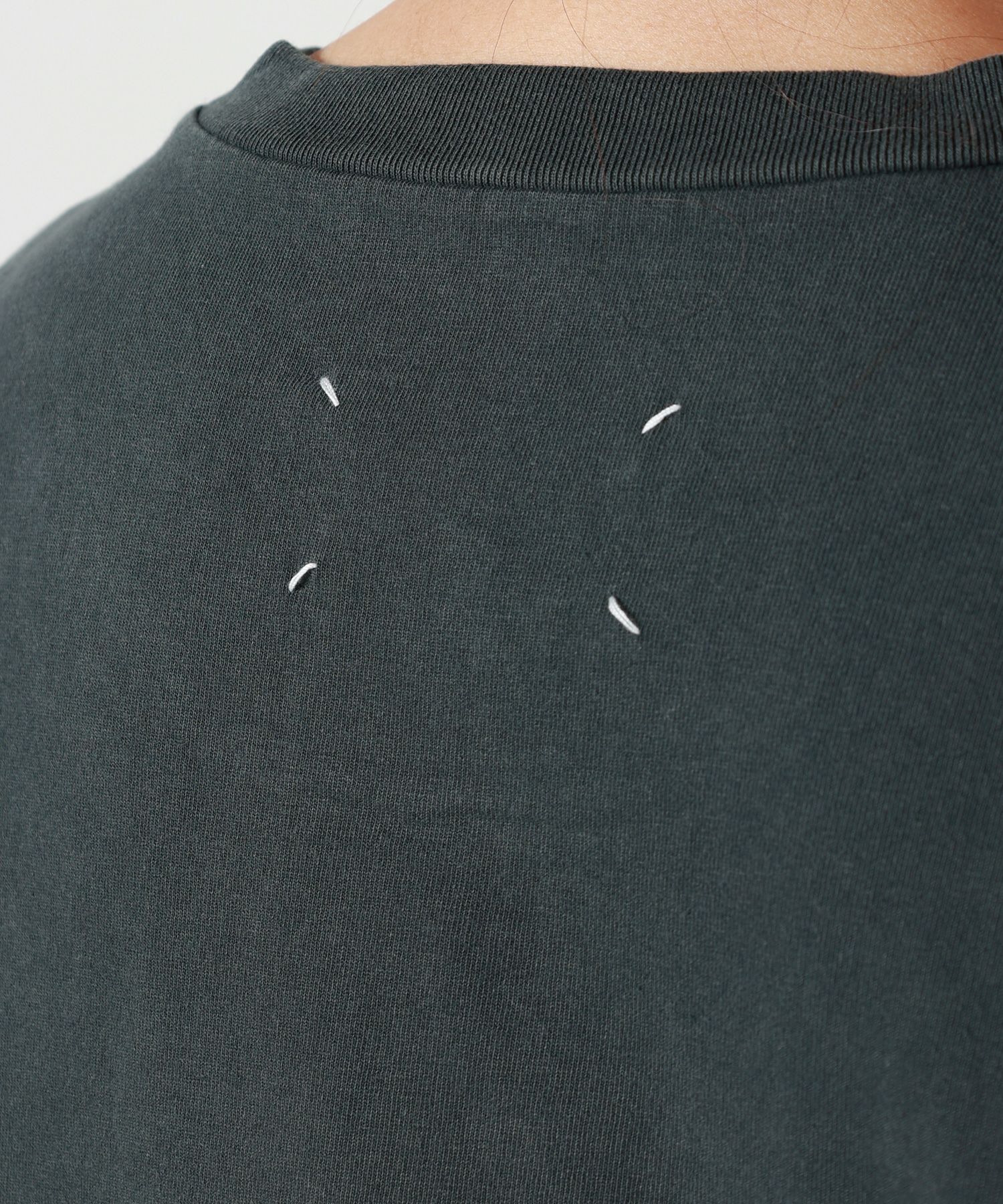 Maison Margiela(メゾンマルジェラ)】EMBROIDERED LOGO T-SHIRT