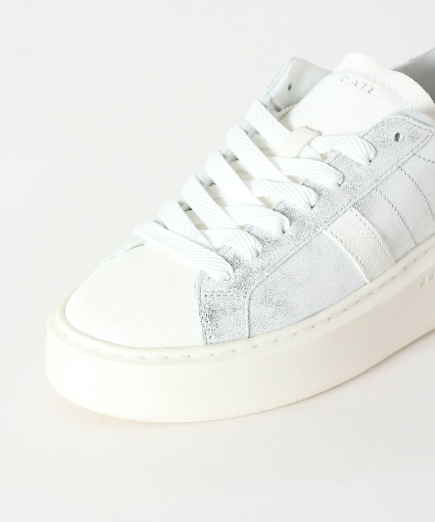 D.A.T.E.(デイト)】 HILL LOW PLATFORM STARDUST SILVER｜PARIGOT