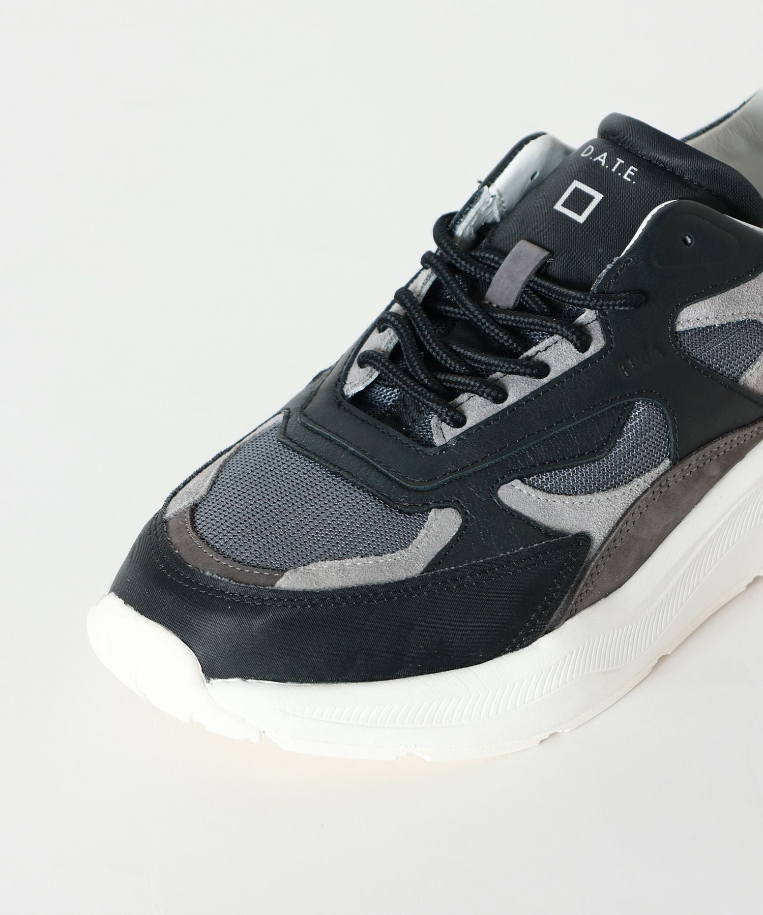 D.A.T.E.(デイト)】 FG PURE BLACK｜PARIGOT ONLINE（パリゴオンライン）