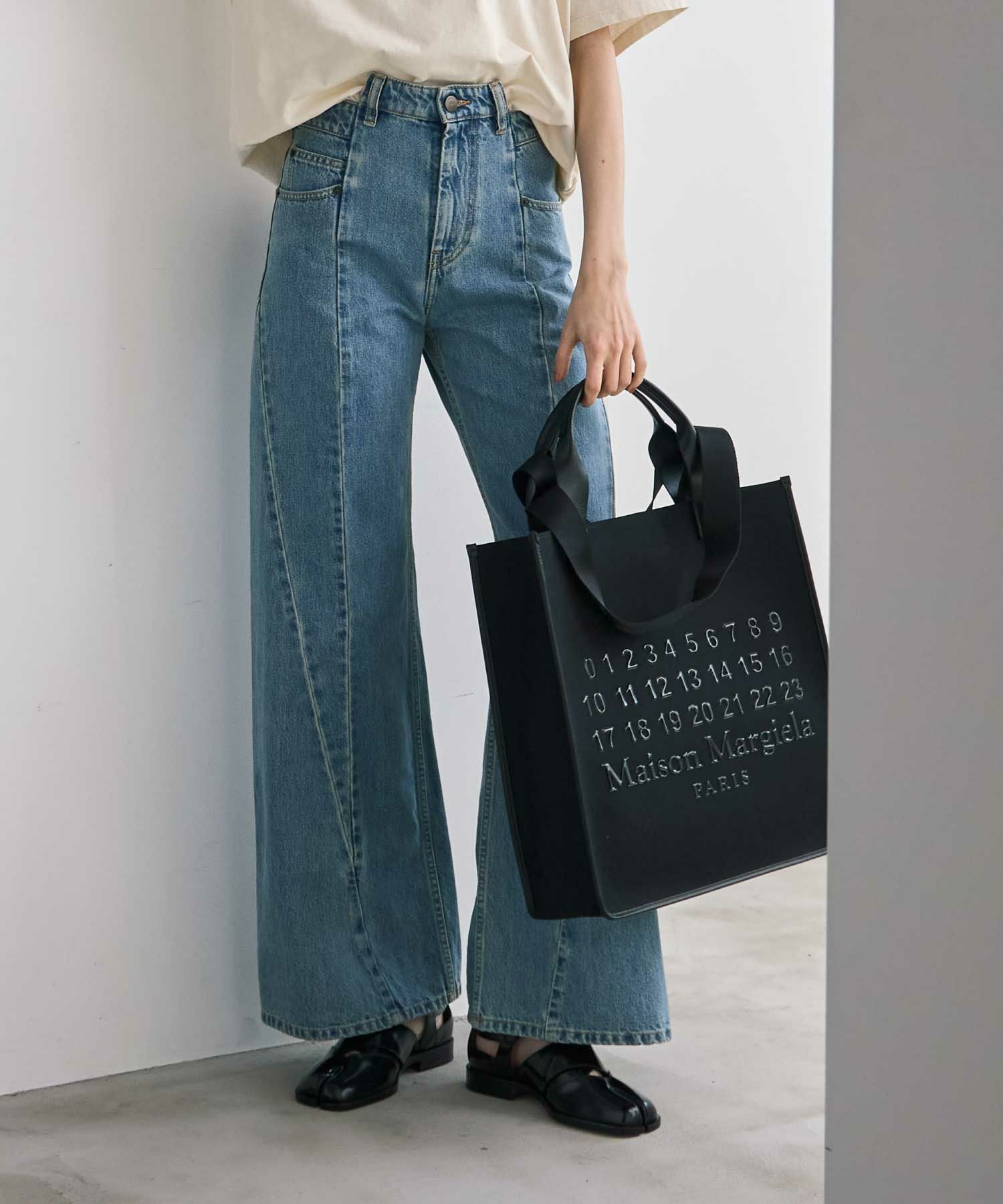 Maison Margiela(メゾンマルジェラ)】 CABAS SHOPPING BAG VERTICAL