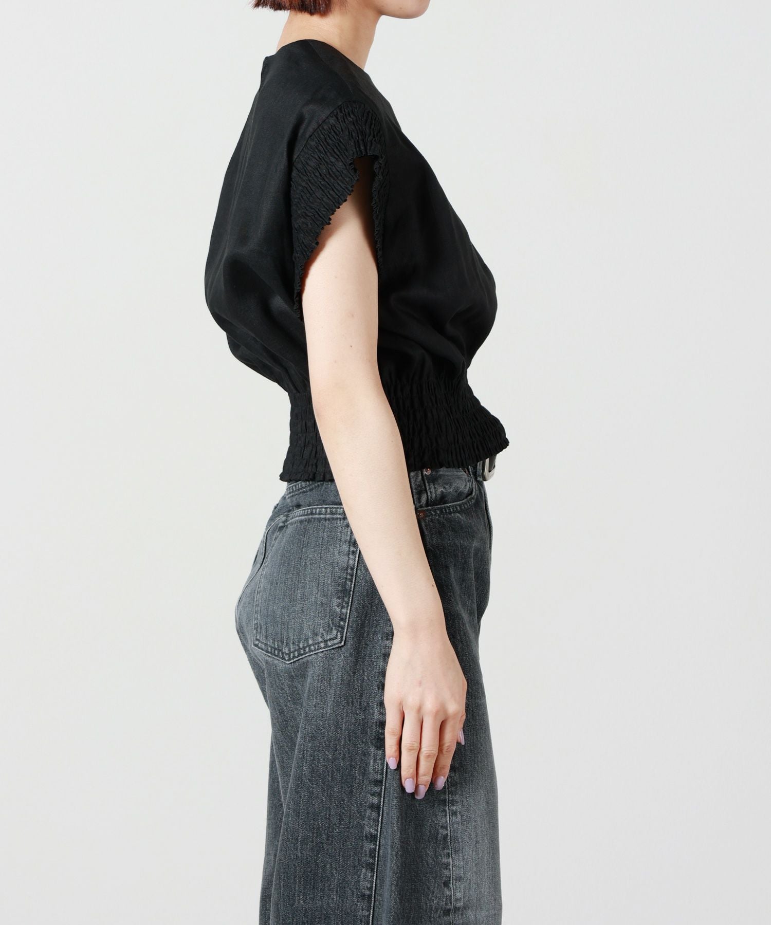 HYKE(ハイク)】 LINEN SHIRRED BLOUSE｜PARIGOT ONLINE（パリゴ