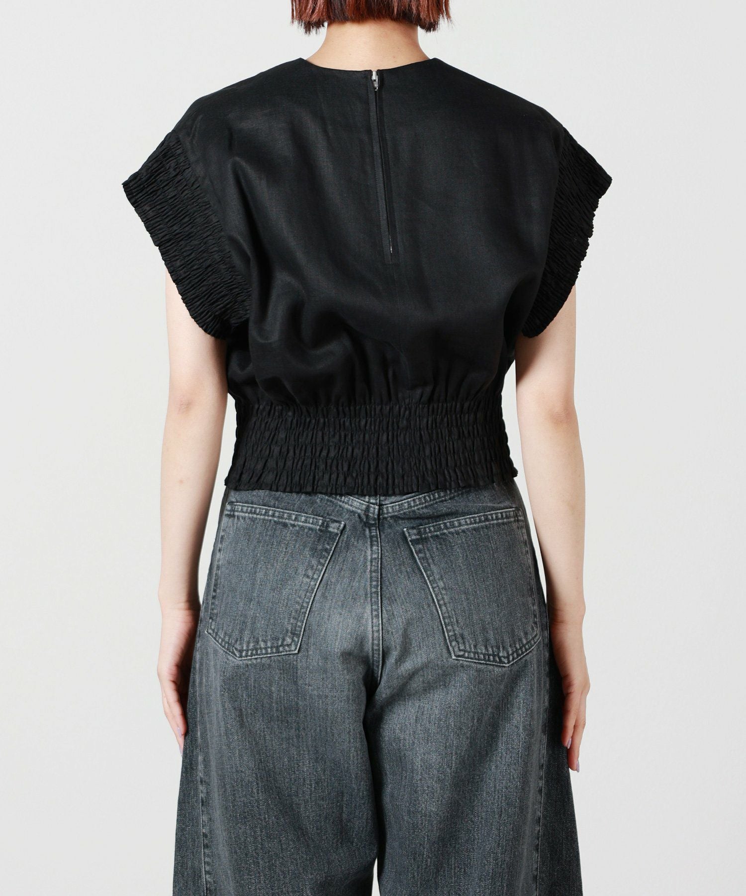 HYKE(ハイク)】 LINEN SHIRRED BLOUSE｜PARIGOT ONLINE（パリゴ