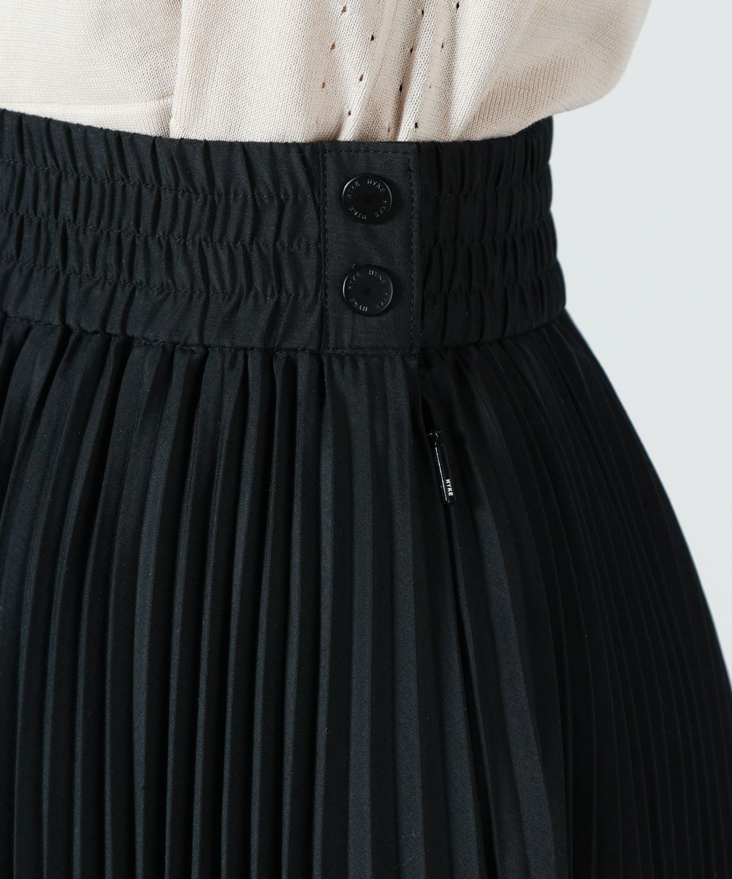 HYKE(ハイク)】 LAWN PLEATED SKIRT｜PARIGOT ONLINE（パリゴオンライン）