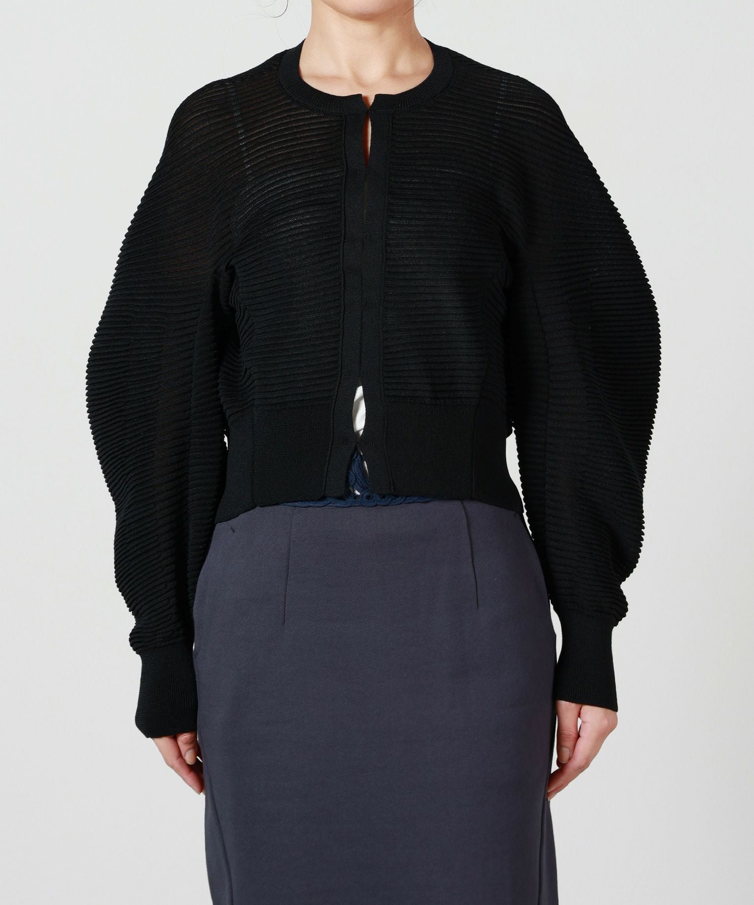 Mame Kurogouchi(マメ クロゴウチ)】 Curved Sleeve Knitted Cardigan