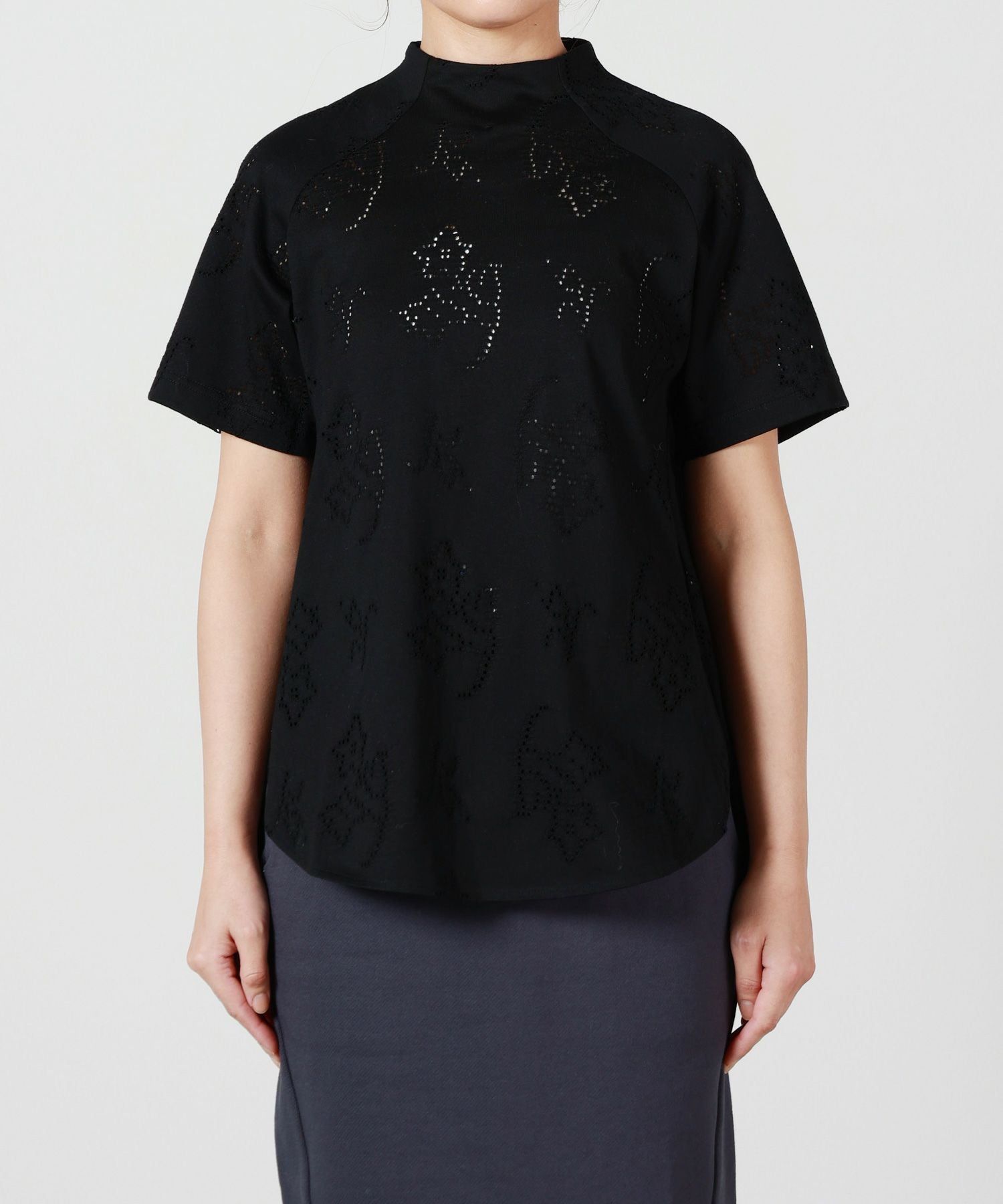 Mame Kurogouchi(マメ クロゴウチ)】 Eyelet Jersey Jacquard Top