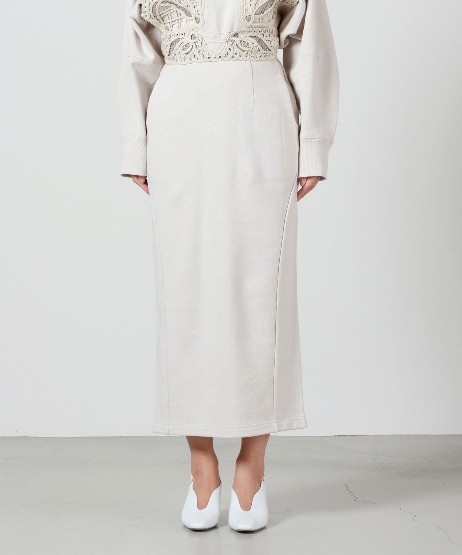 Mame Kurogouchi(マメ クロゴウチ)】 Cording Embroidery Sweat Skirt