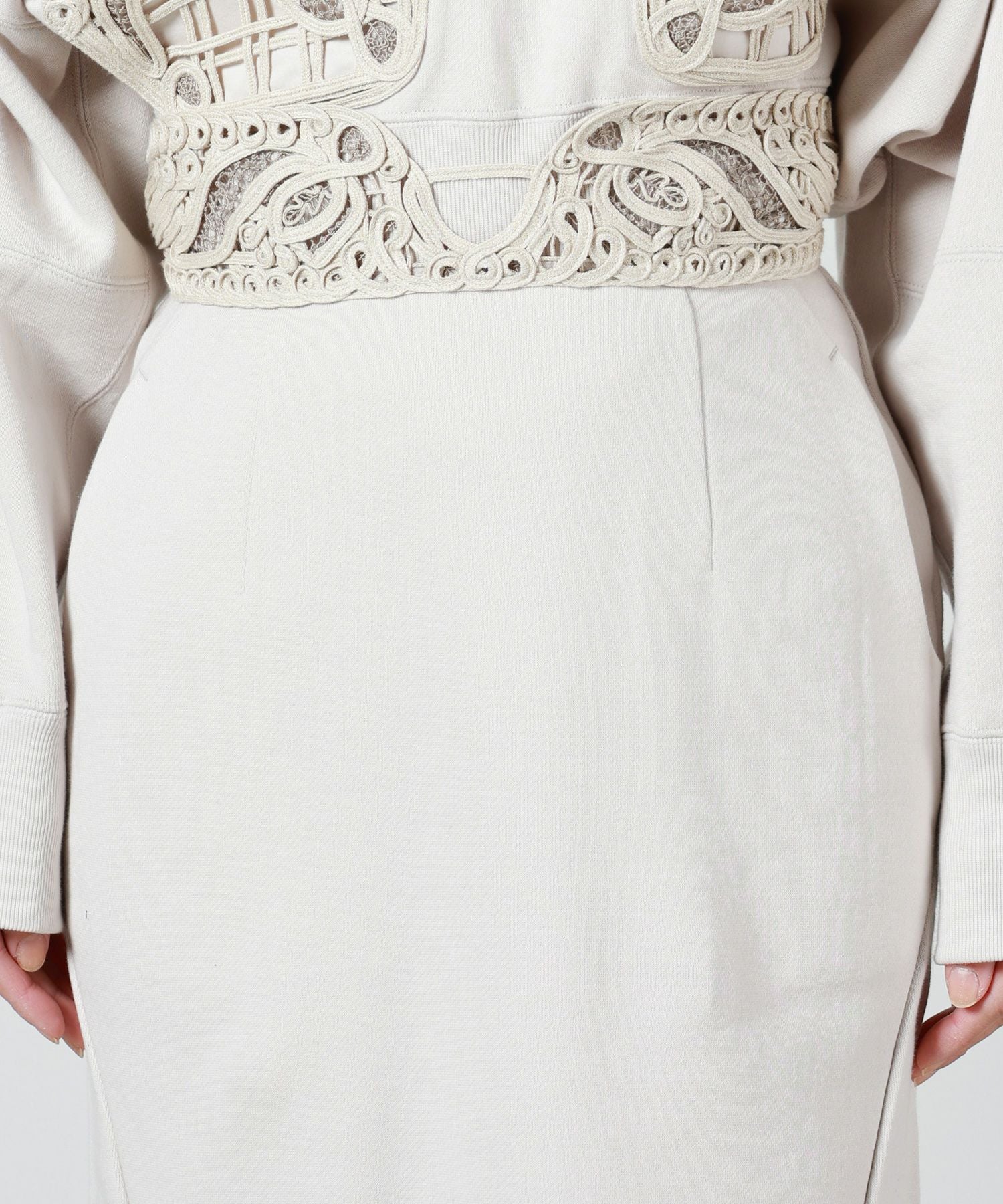 Mame Kurogouchi(マメ クロゴウチ)】 Cording Embroidery Sweat Skirt