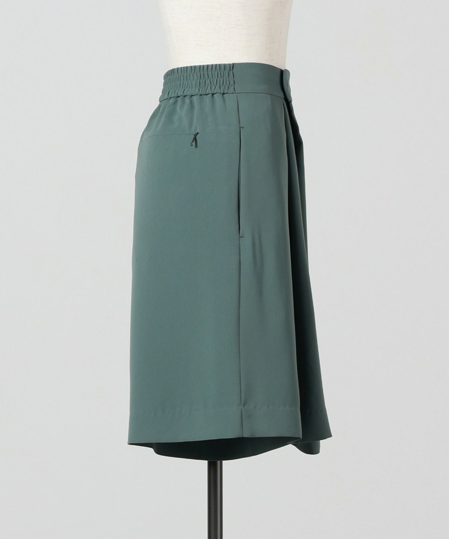 HYKE ハーフパンツ サイズ1 HYKE(ハイク)】 TAP SHORTS｜PARIGOT ONLINE（パリゴオンライン）