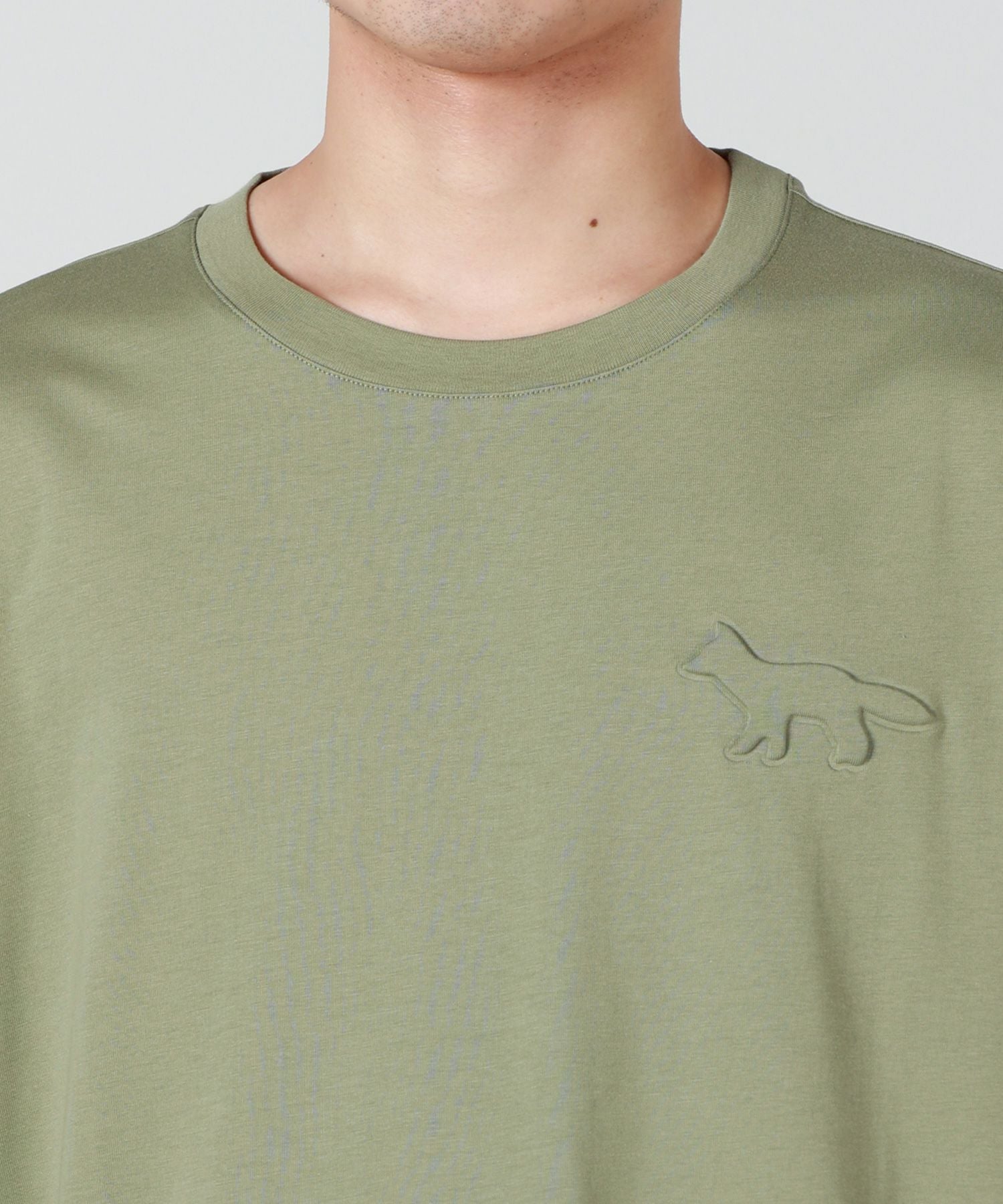 MAISON KITSUNE(メゾンキツネ)】 エンボス プロフィール フォックス