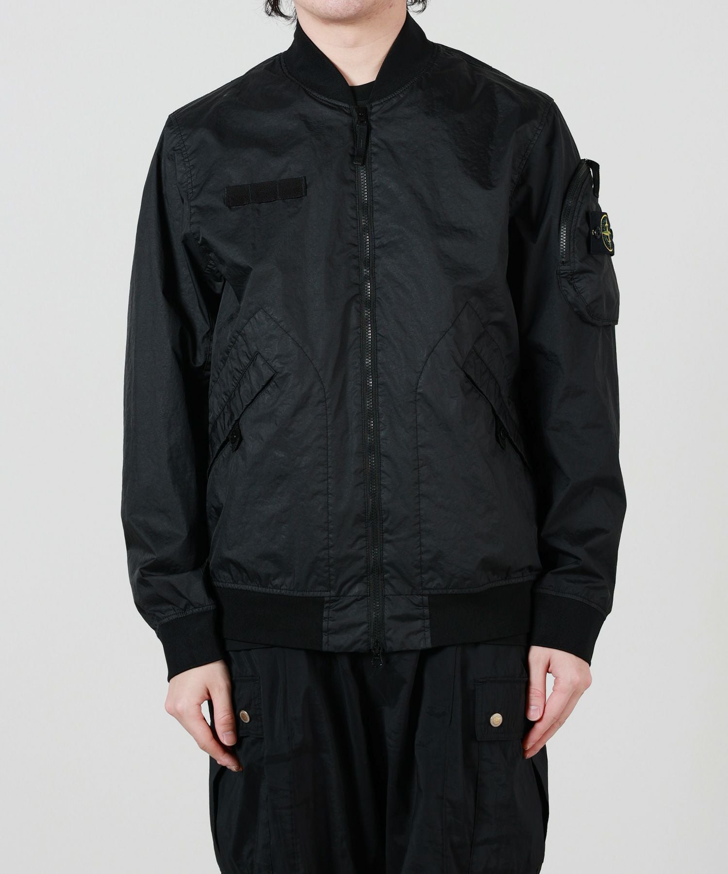 STONE ISLAND(ストーンアイランド)】 MA-1型 ボンバージャケット