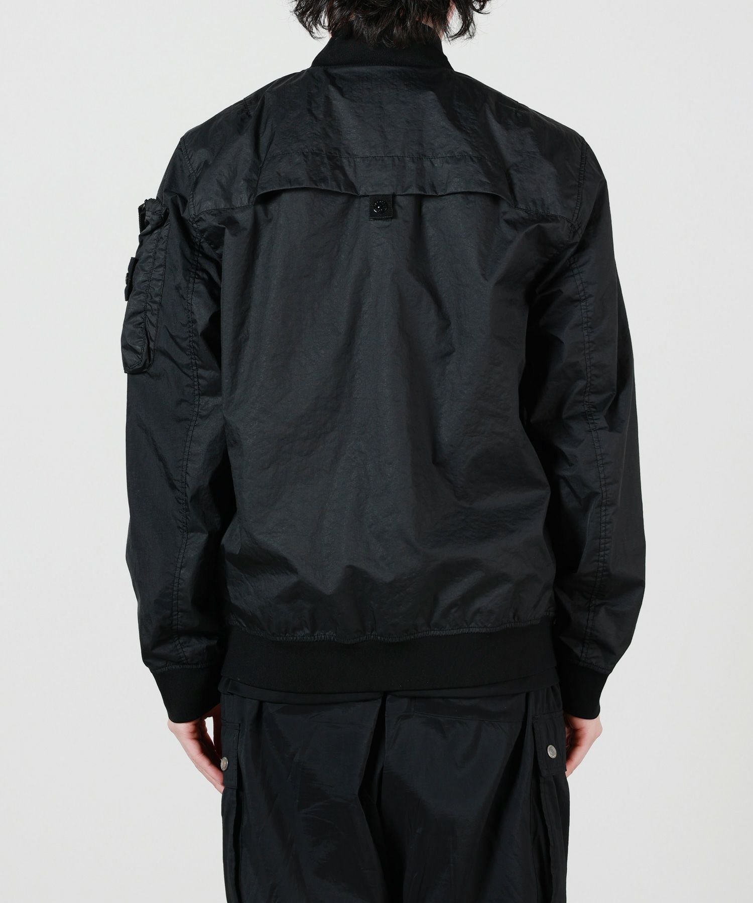 STONE ISLAND(ストーンアイランド)】 MA-1型 ボンバージャケット