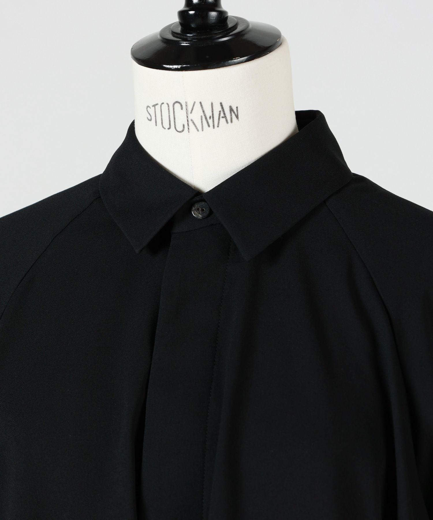 ENFOLD(エンフォルド)】 BALLOON HALF-SLEEVE BLOUSE｜PARIGOT ONLINE