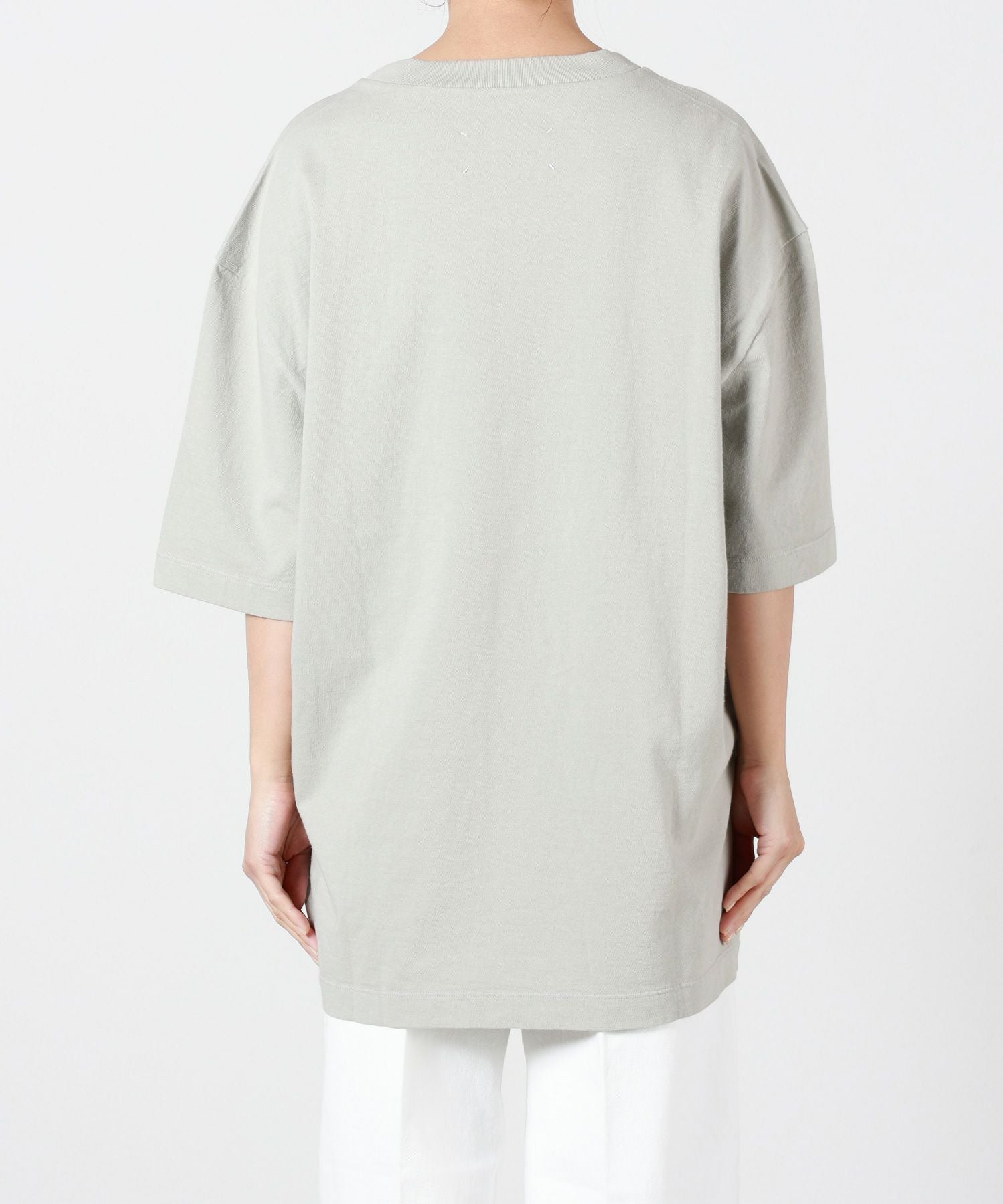 Maison Margiela メゾンマルジェラ 18AW 転写プリントオーバーサイズTシャツ トロンプルイユ S29GC0225 XS ホワイト 14920 Maison Margiela(メゾンマルジェラ)】 ナンバリングロゴ Tシャツ