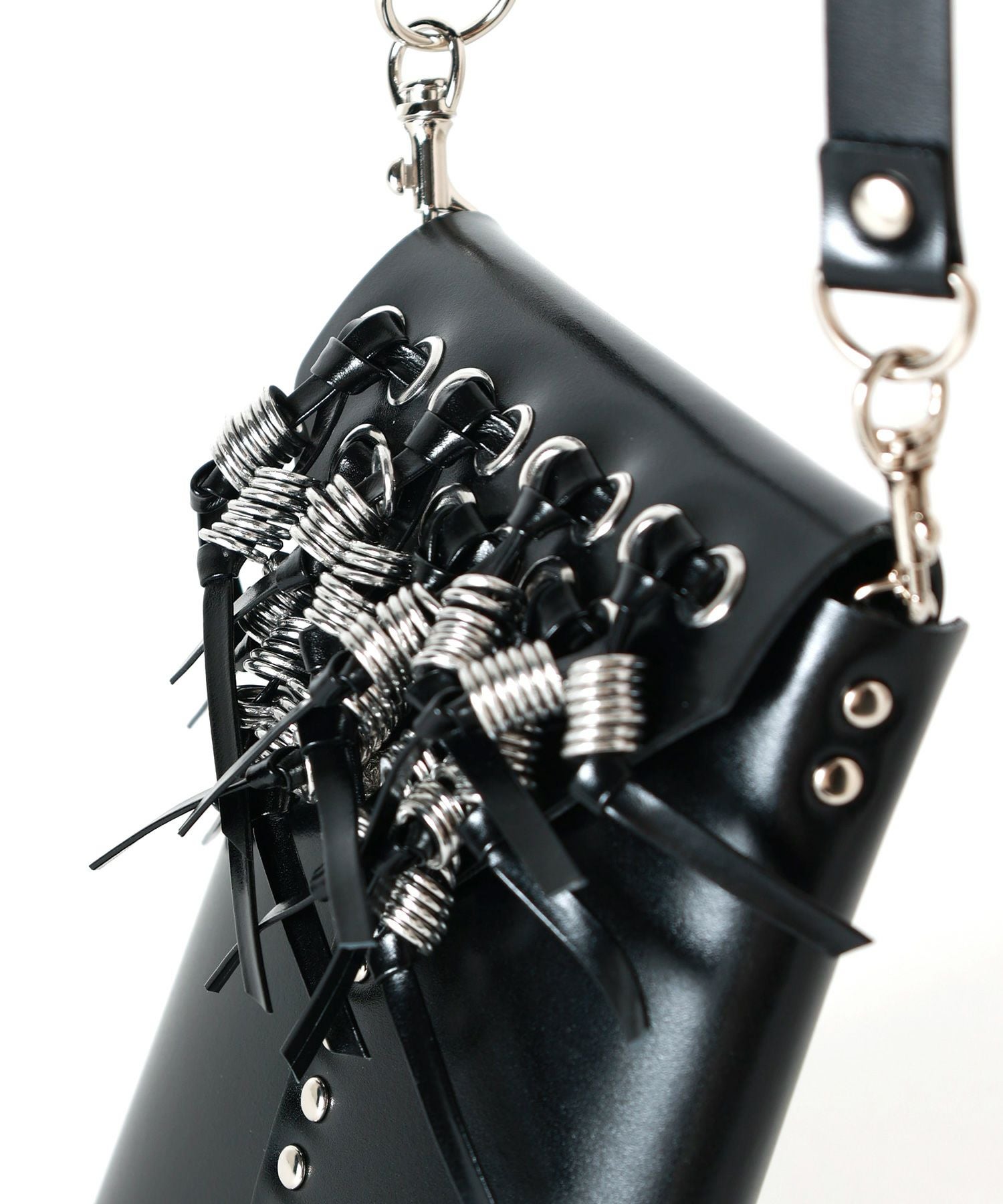 TOGA TOO(トーガ トゥ)】 LEATHER SHOULDER POUCH｜PARIGOT ONLINE