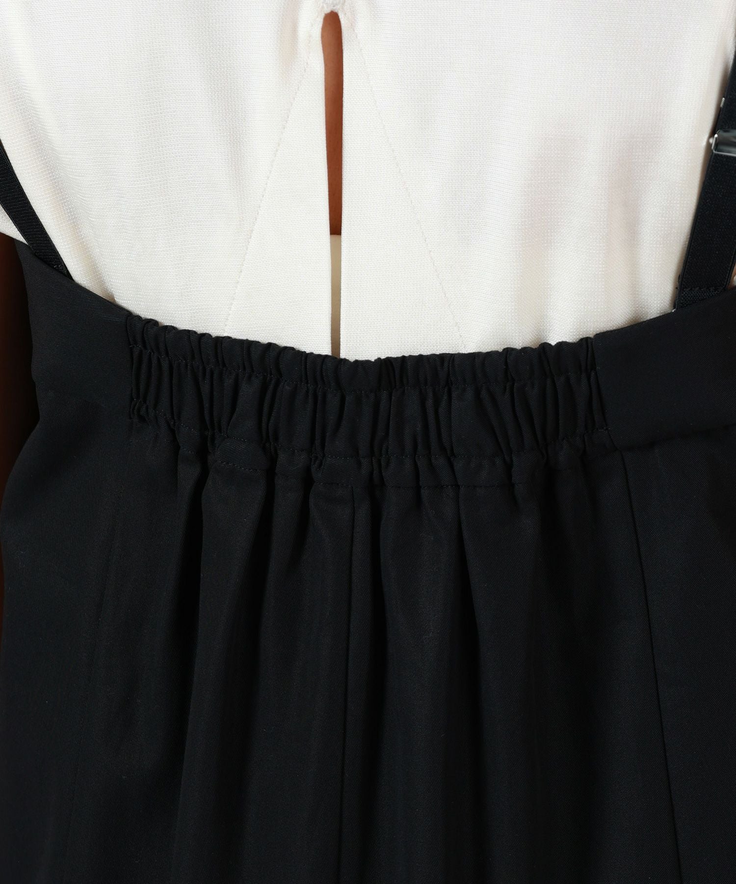 TOGA PULLA(トーガプルラ)】 HIGH TWIST TWILL JUMPSUIT｜PARIGOT