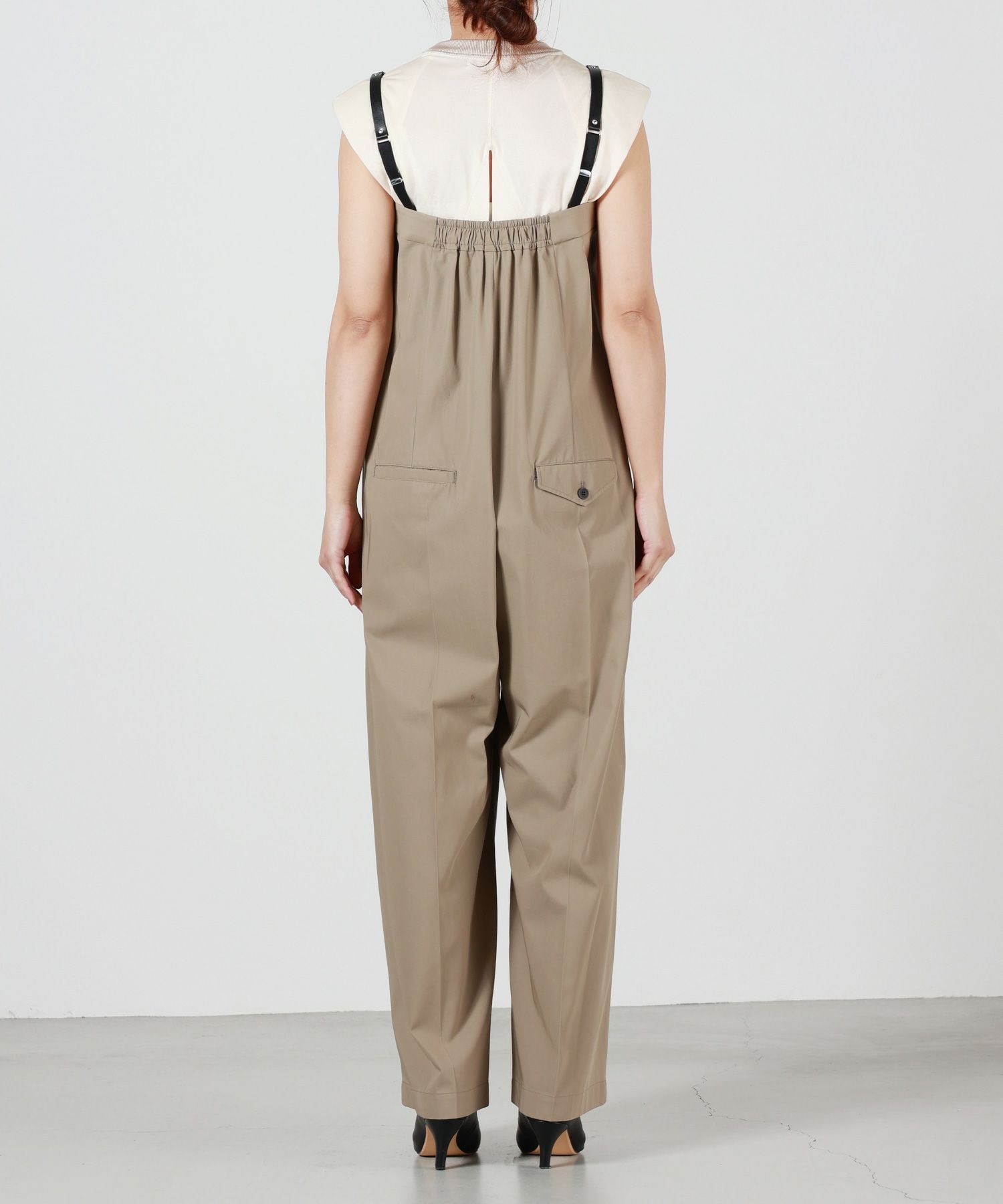 TOGA PULLA(トーガプルラ)】 HIGH TWIST TWILL JUMPSUIT｜PARIGOT