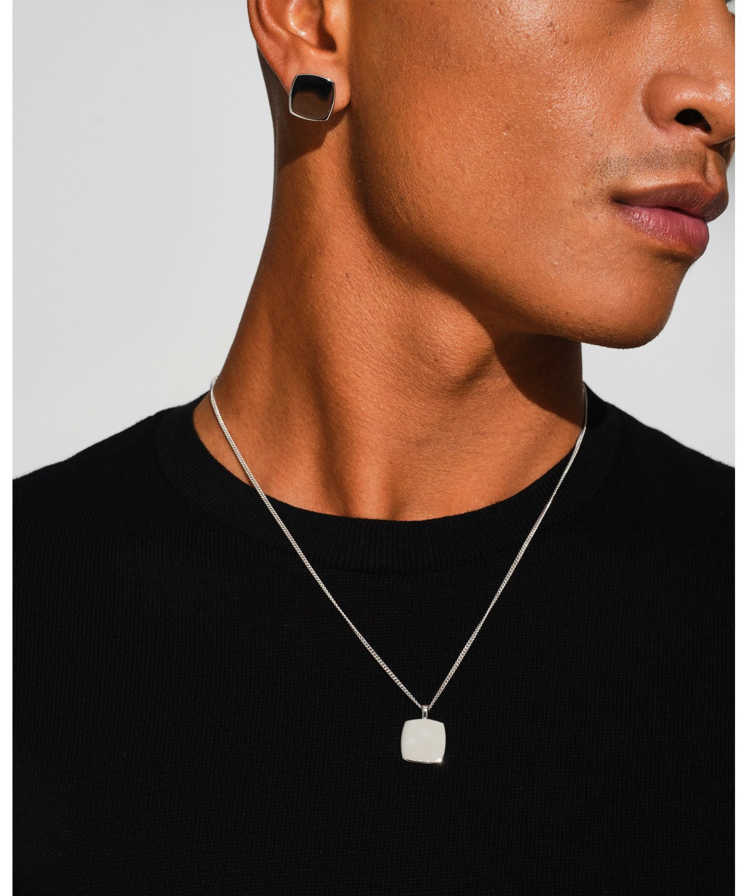 TOM WOOD(トムウッド)】 Umi Studs Small ピアス｜PARIGOT ONLINE