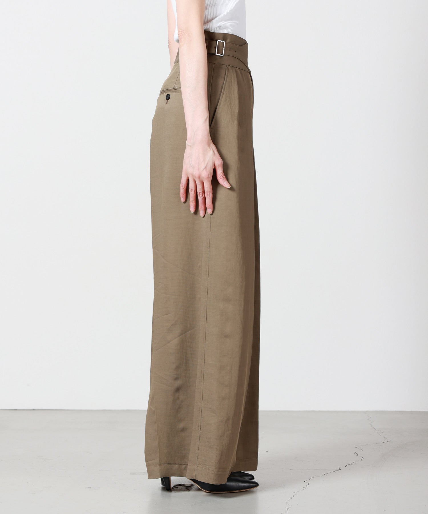 HYKE(ハイク)】 RPW TWILL GURKHA PANTS｜PARIGOT ONLINE（パリゴ