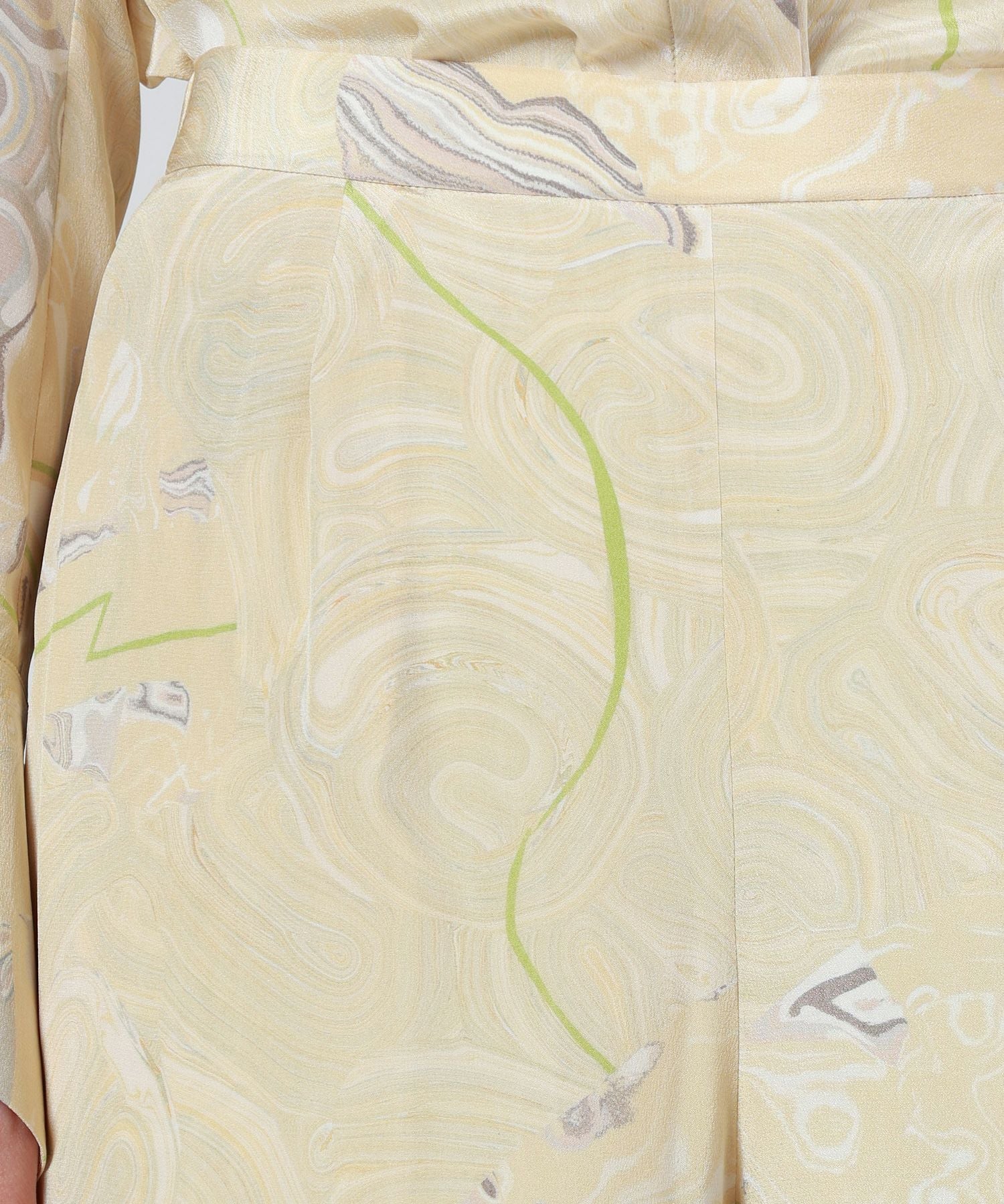 Mame Kurogouchi(マメ クロゴウチ)】 Marble Print Silk Trousers