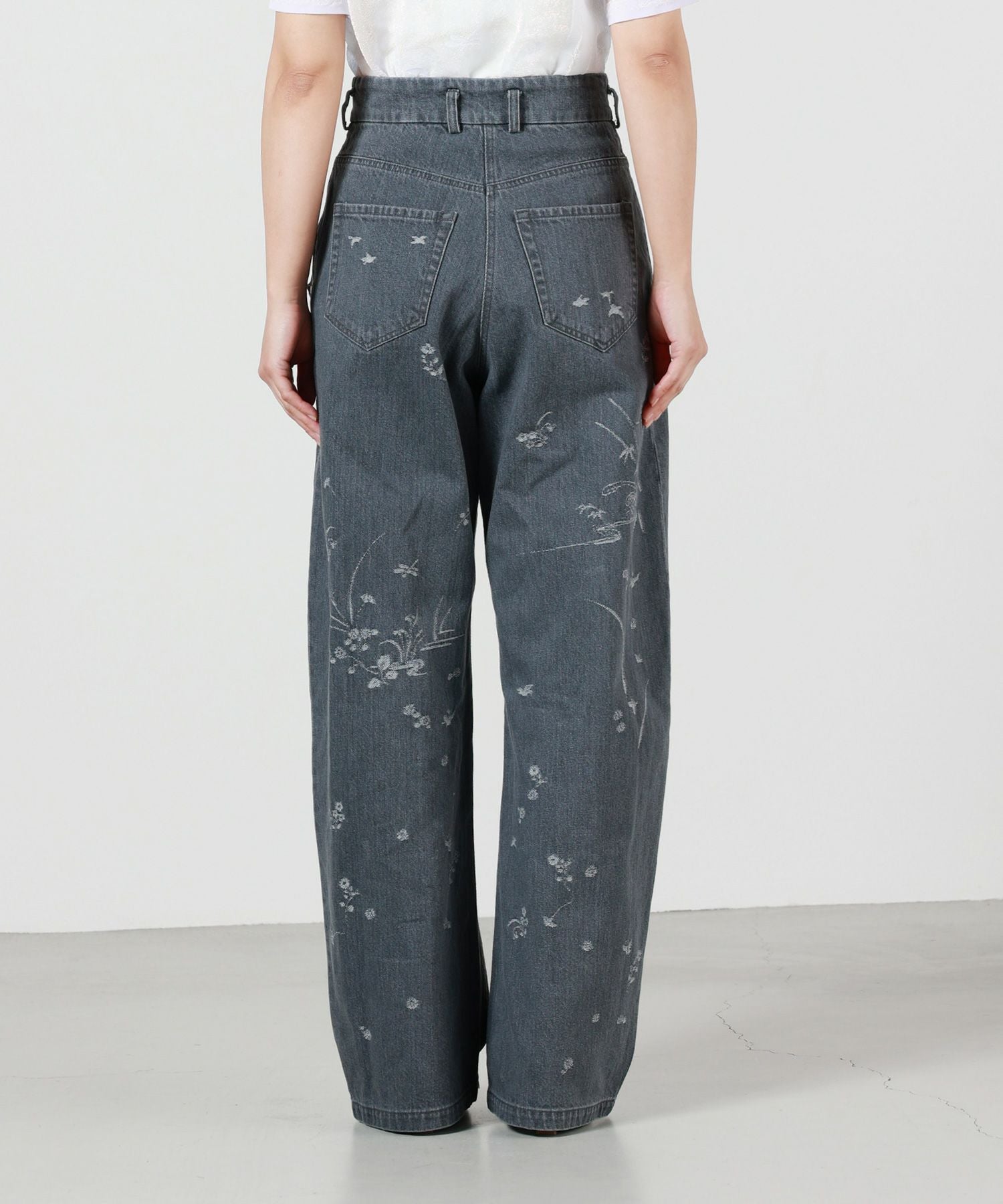 Mame Kurogouchi(マメ クロゴウチ)】 Nature Pattern Jacquard Wide