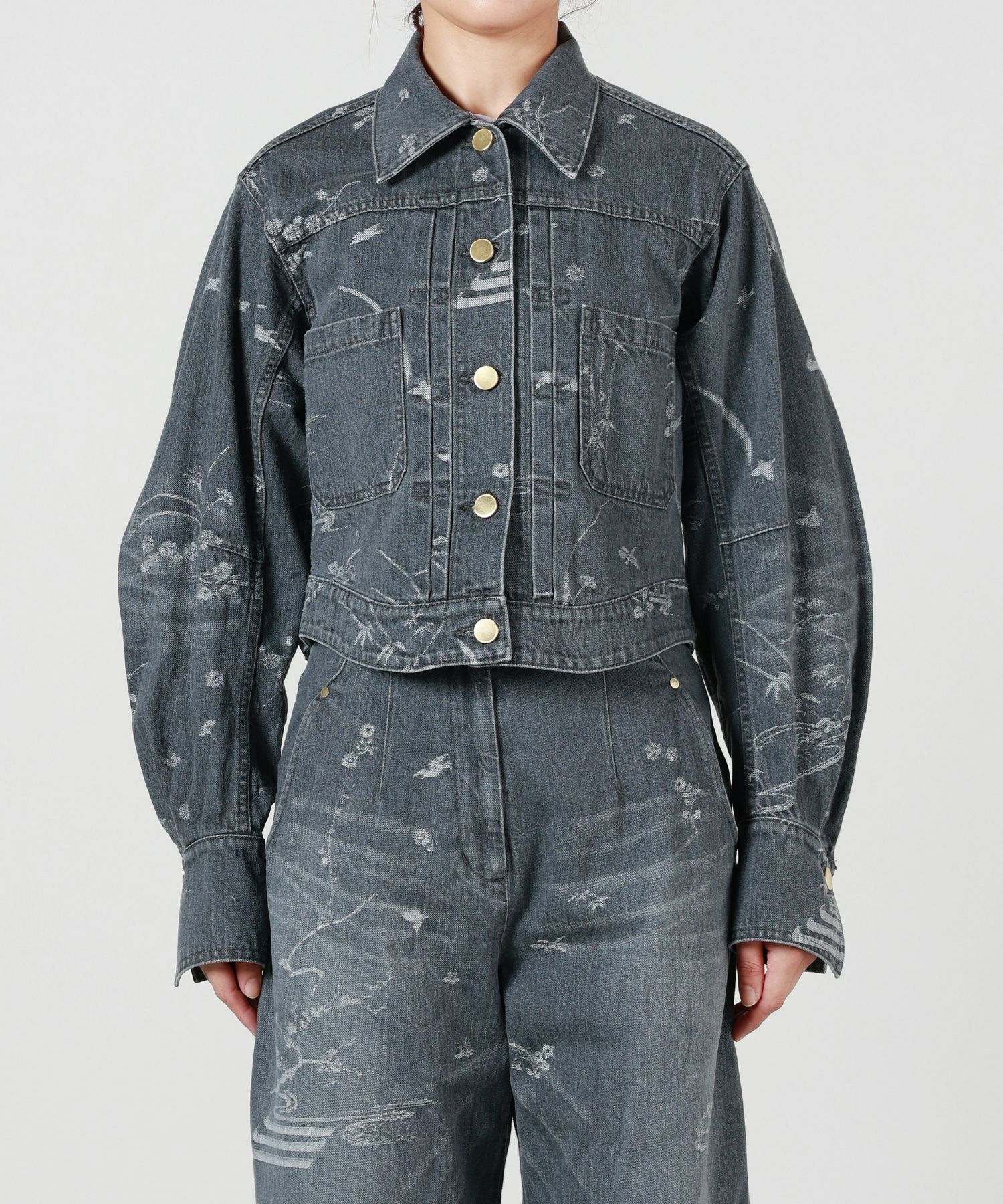 Mame Kurogouchi(マメ クロゴウチ)】 Nature Pattern Jacquard Short