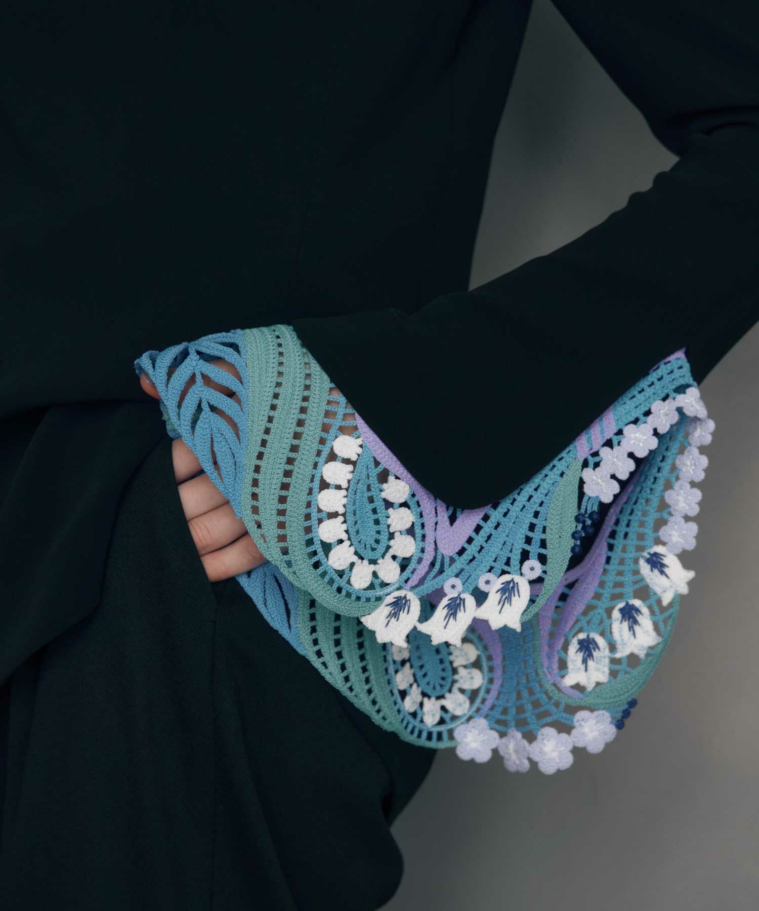 Mame Kurogouchi(マメ クロゴウチ)】 PARIGOT別注 Embroidered Cuffs