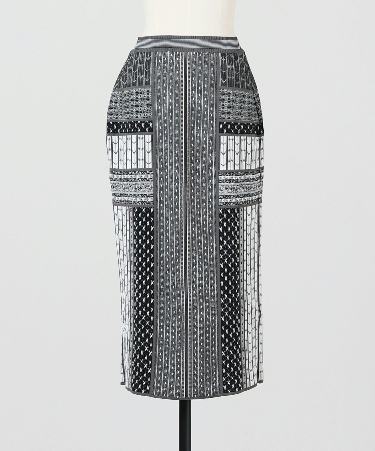 Mame Kurogouchi(マメ クロゴウチ)】 Geometric Pattern Knitted Skirt