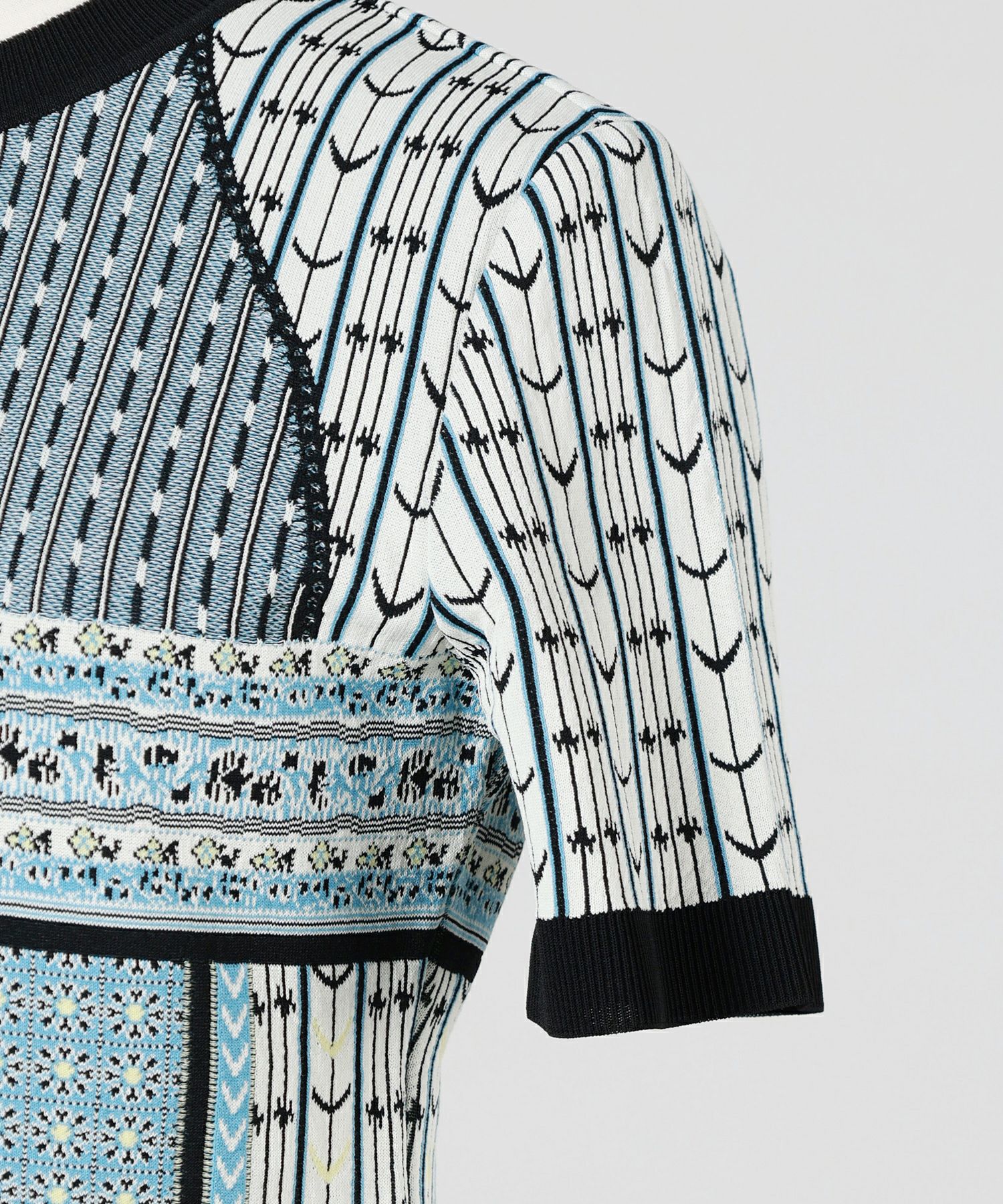 Mame Kurogouchi(マメ クロゴウチ)】 Geometric Pattern Knitted Top