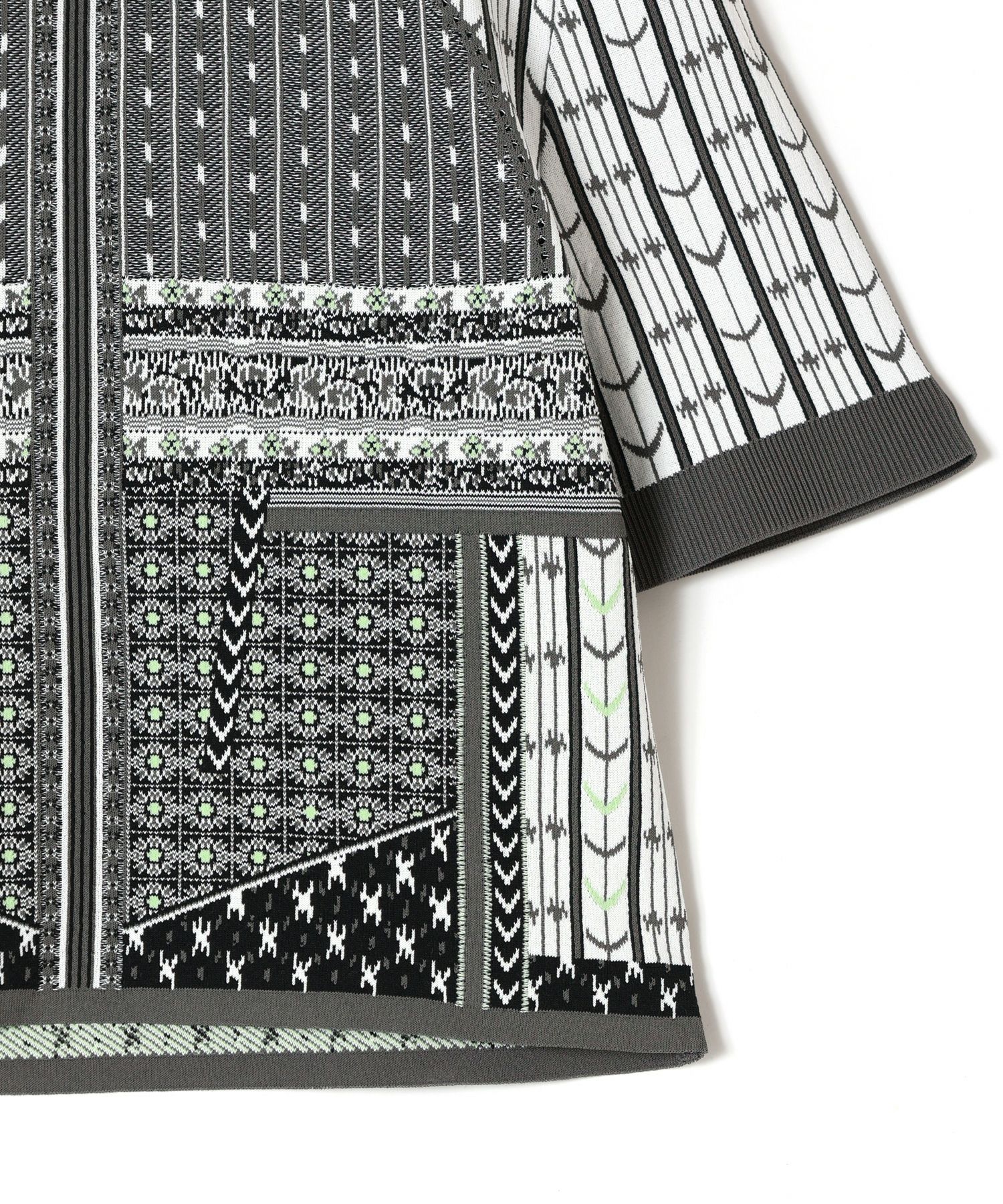 Mame Kurogouchi(マメ クロゴウチ)】 Geometric Pattern Knitted Top