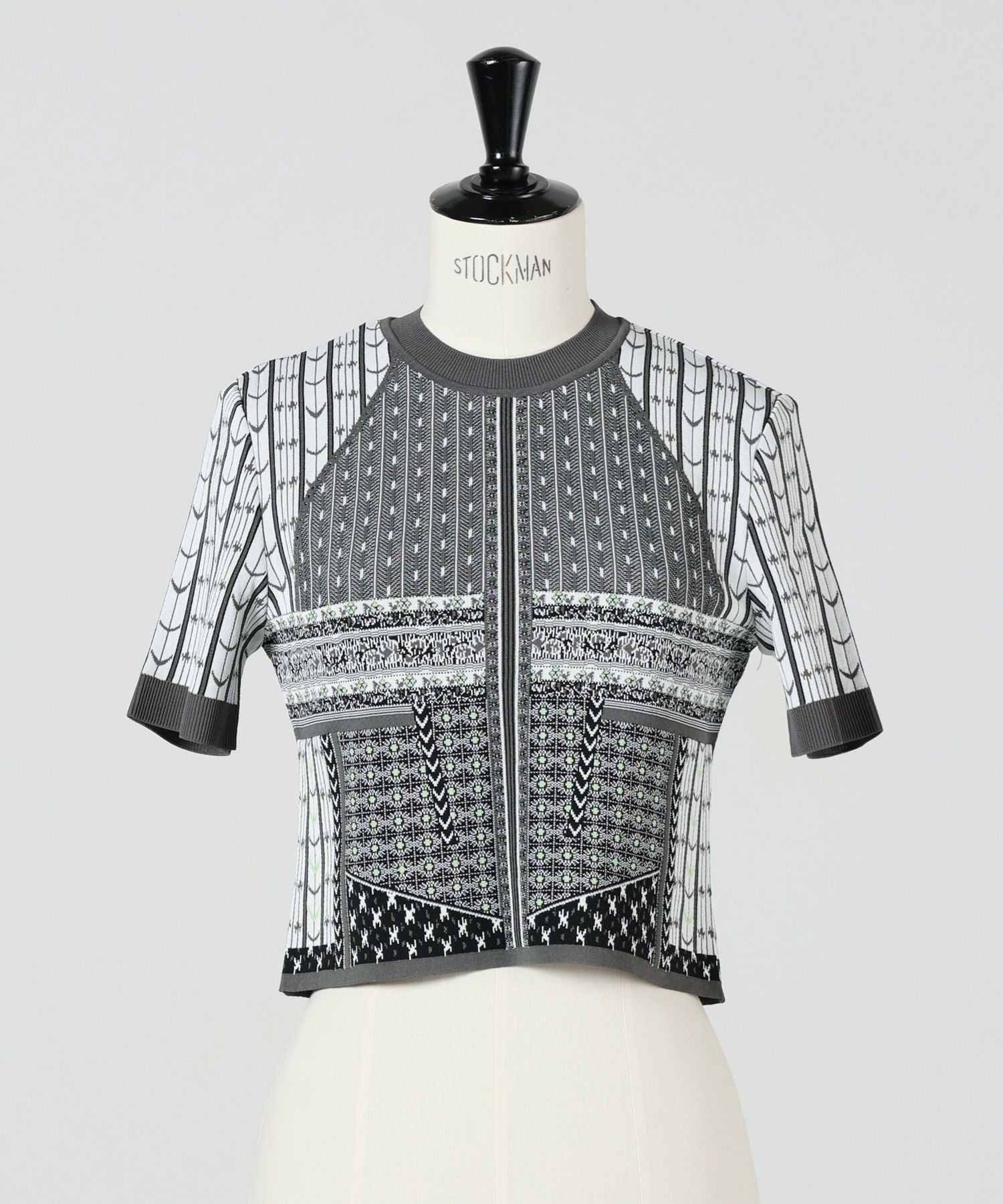 Mame Kurogouchi(マメ クロゴウチ)】 Geometric Pattern Knitted Top