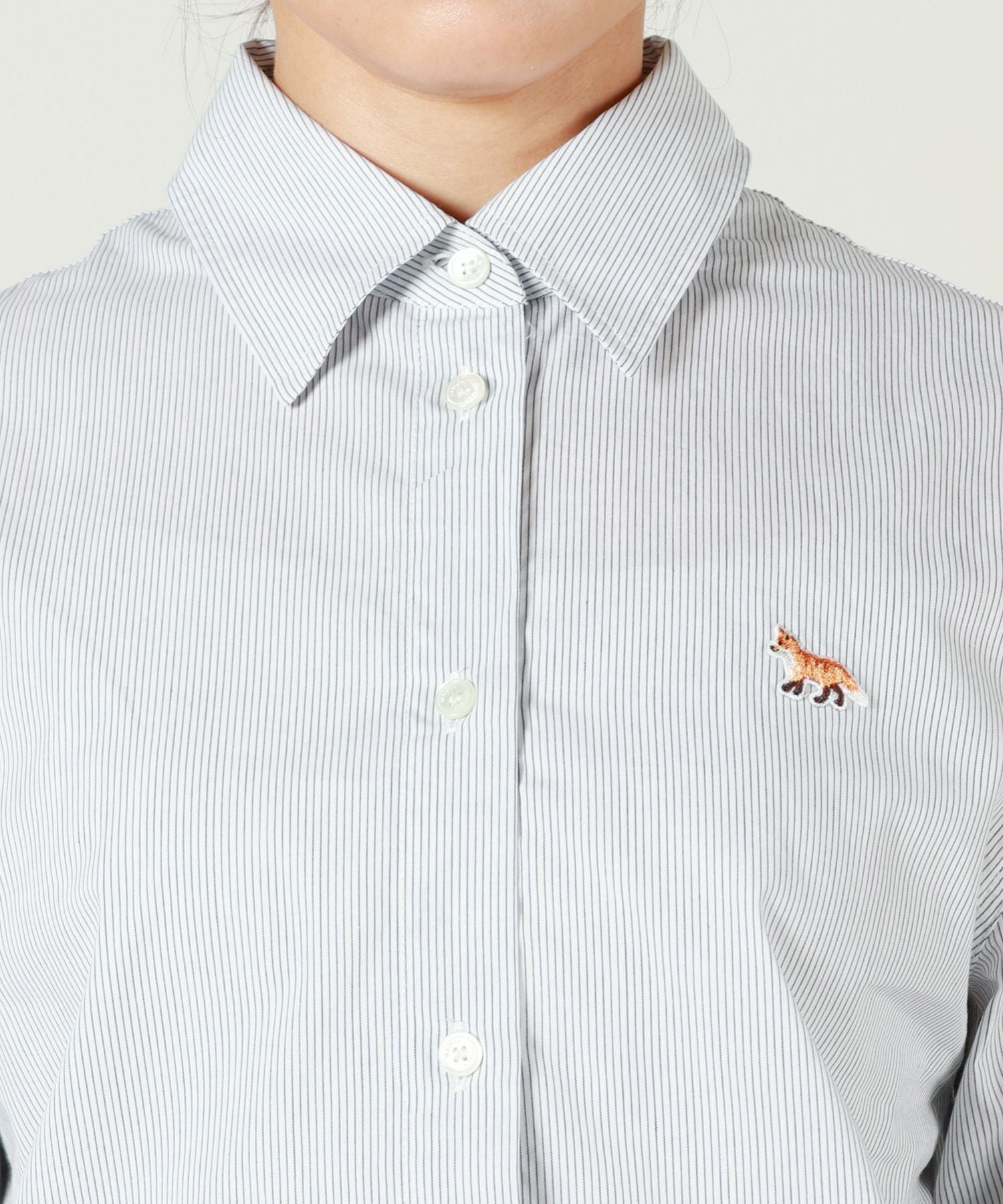MAISON KITSUNÉドローストリングクロップドシャツレディースシャツ MAISON KITSUNE(メゾンキツネ)】 ドローストリング クロップド シャツ