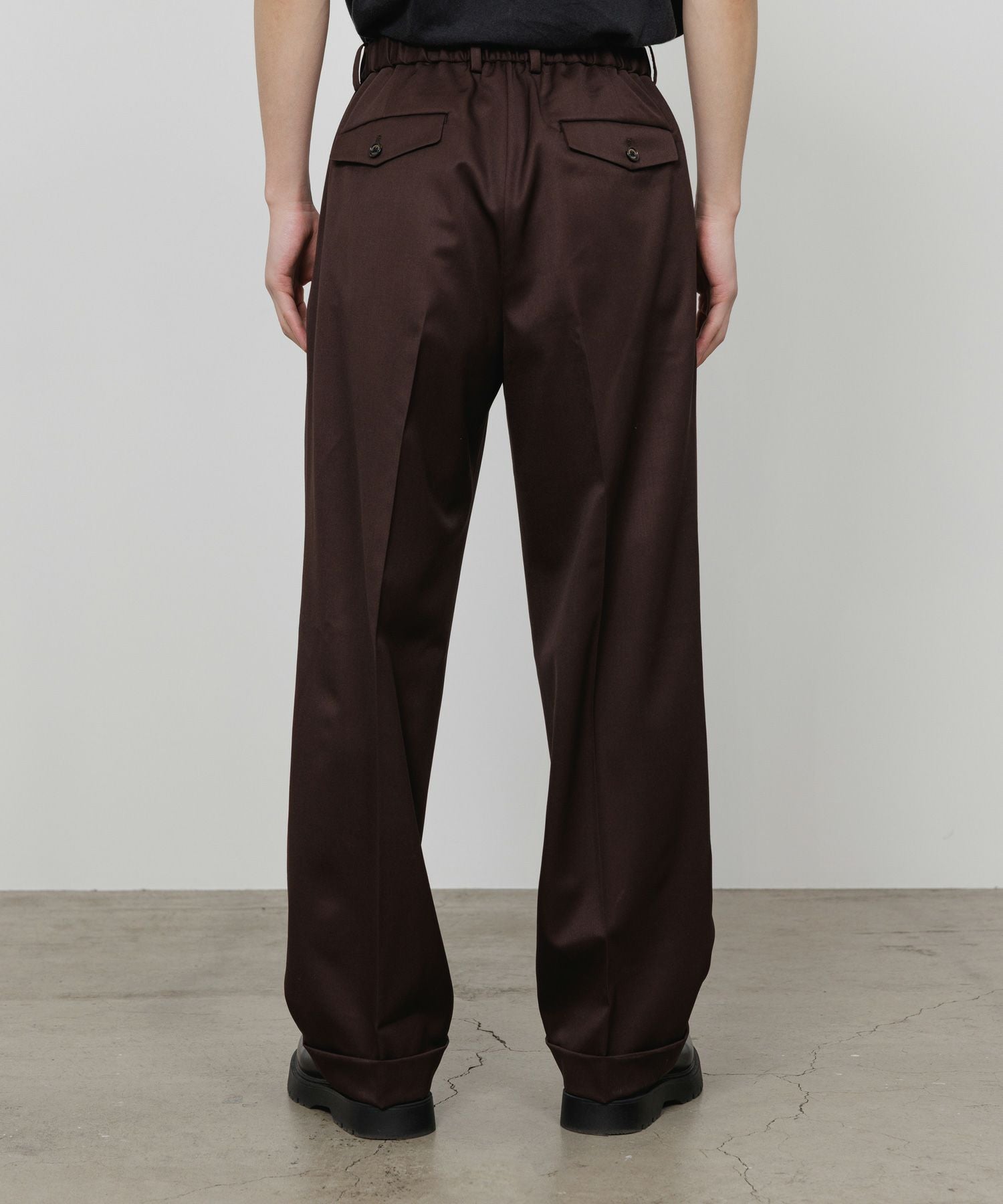 MARKAWARE(マーカウェア)】 Double Pleated Classic Wide Trousers