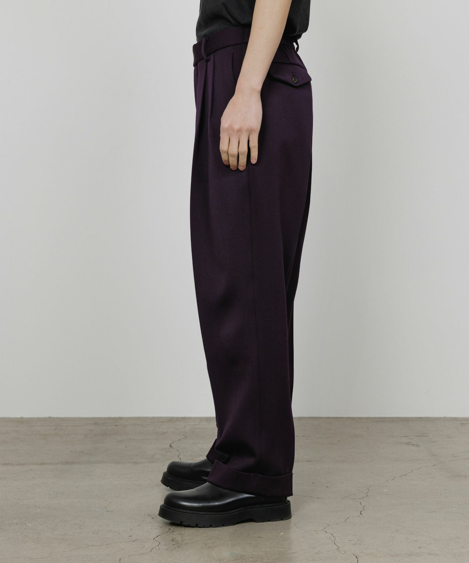 MARKAWARE(マーカウェア)】 Polwarth Tuxedo Cloth Double Pleated