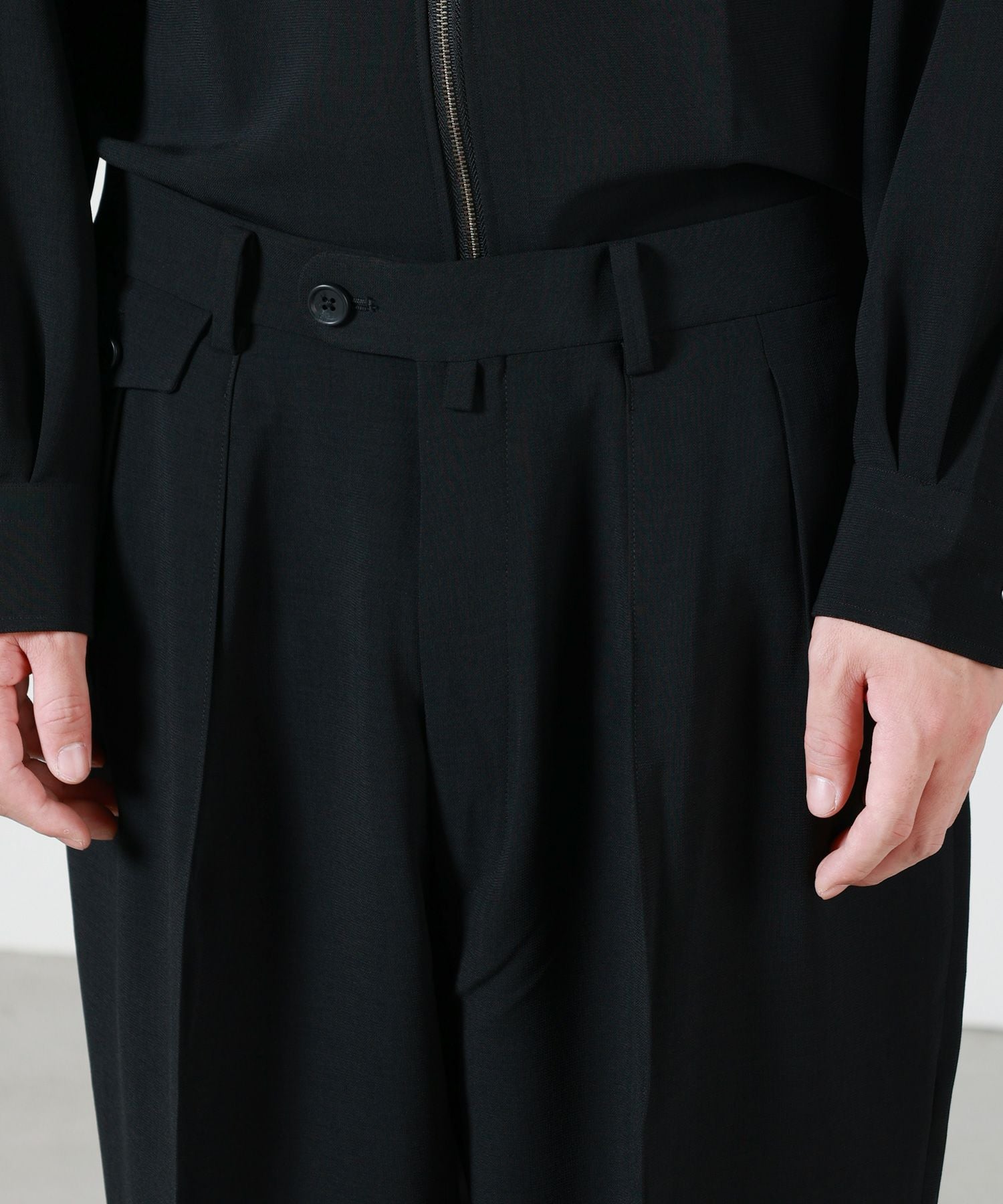 RAINMAKER(レインメーカー)】 MELANGE TWILL WIDE TROUSERS｜PARIGOT