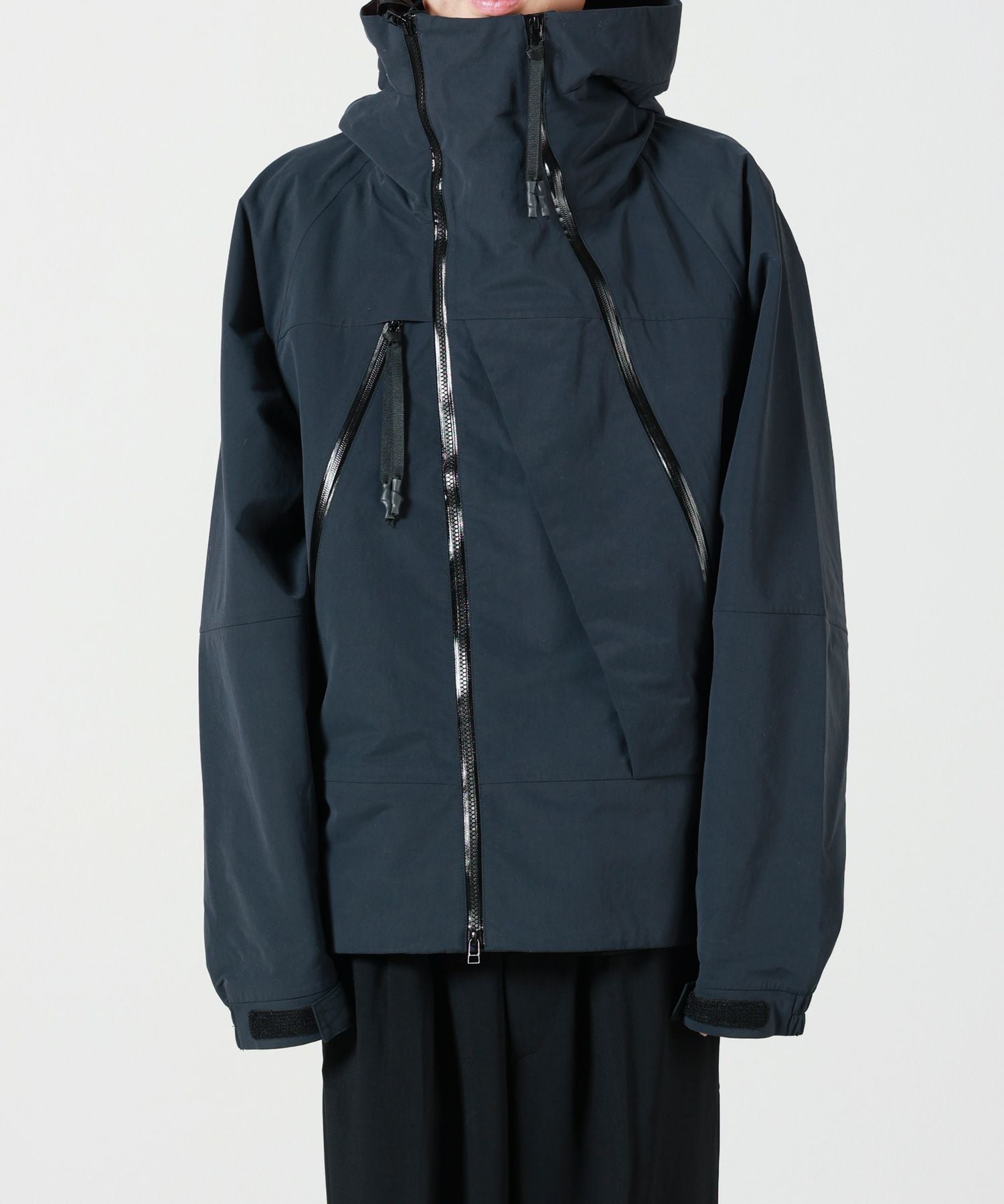 RAINMAKER(レインメーカー)】 BREATHABLE WATERPROOF MOUTAIN PARKA