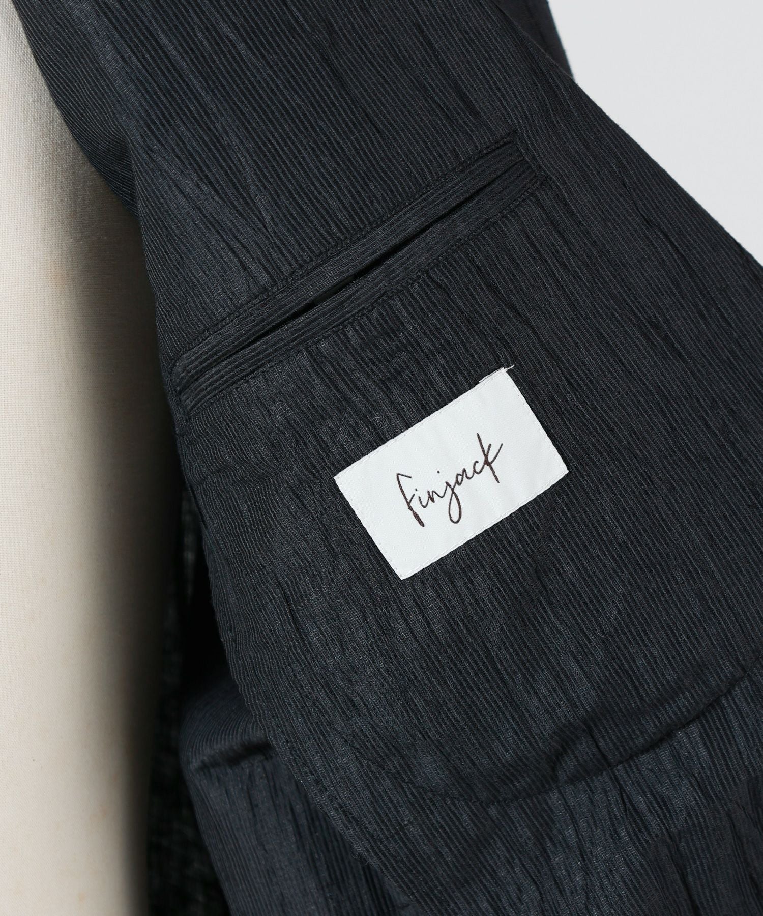 Finjack(フィンジャック)】 リネン混ジャケット｜PARIGOT ONLINE