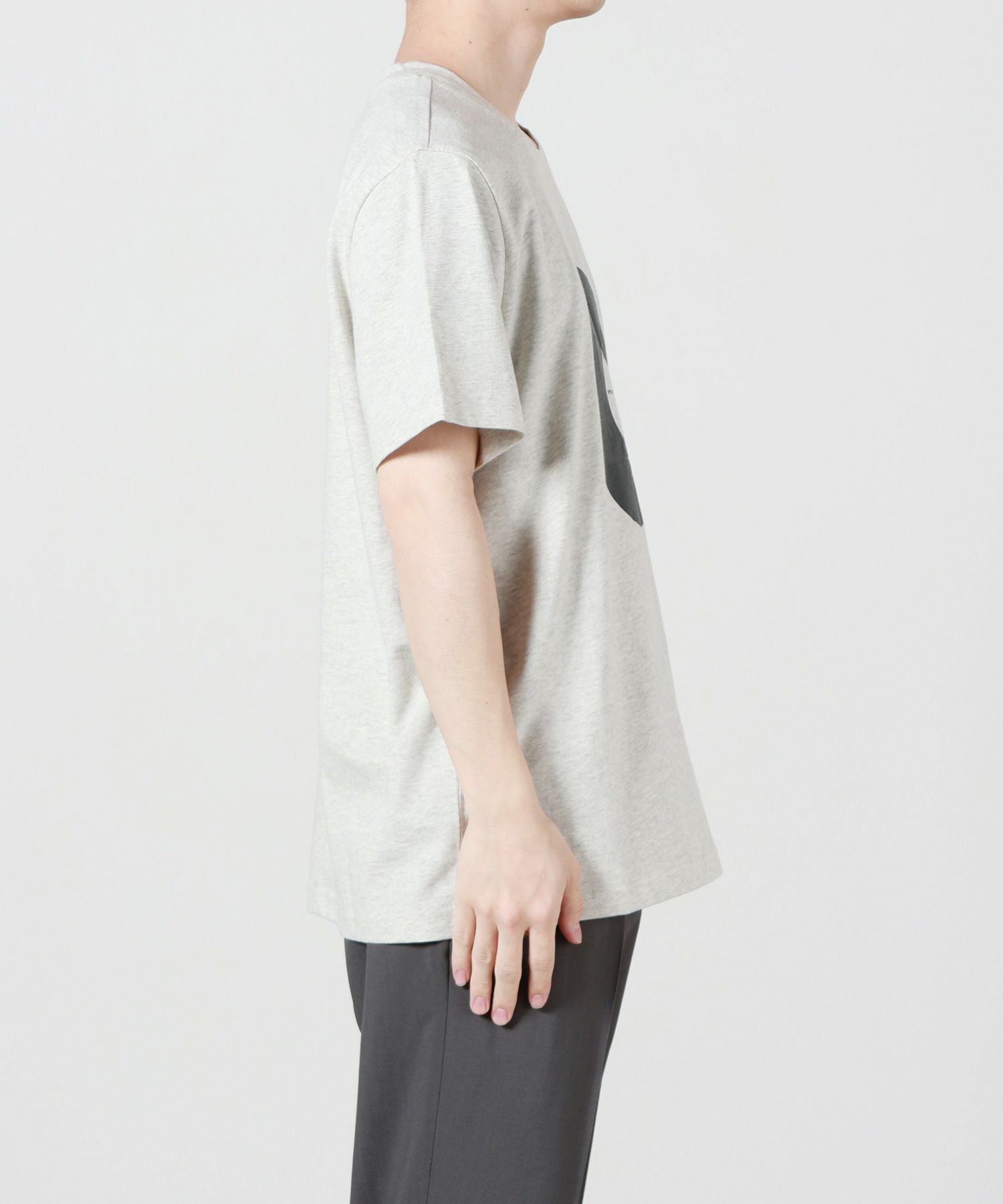 A.P.C.(アーペーセー)】 VINYL Tシャツ｜PARIGOT ONLINE（パリゴ