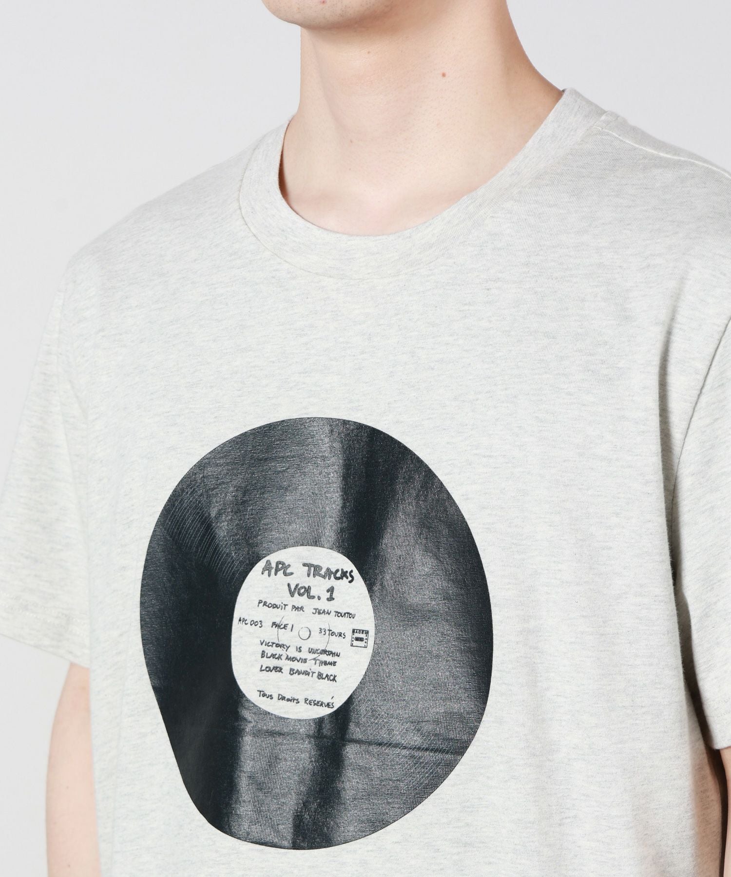 A.P.C.(アーペーセー)】 VINYL Tシャツ｜PARIGOT ONLINE（パリゴ